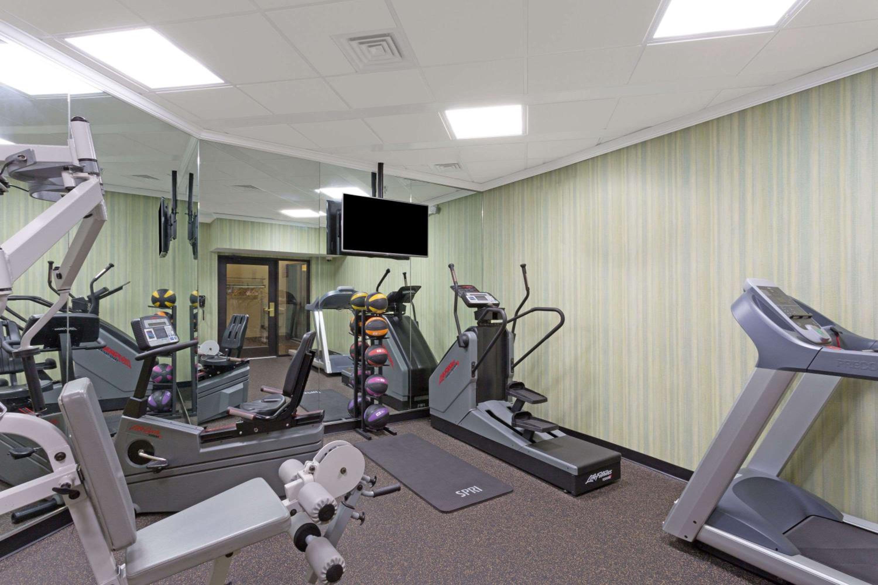 Days Inn by Wyndham Lanham Washington DC - Property Image 10