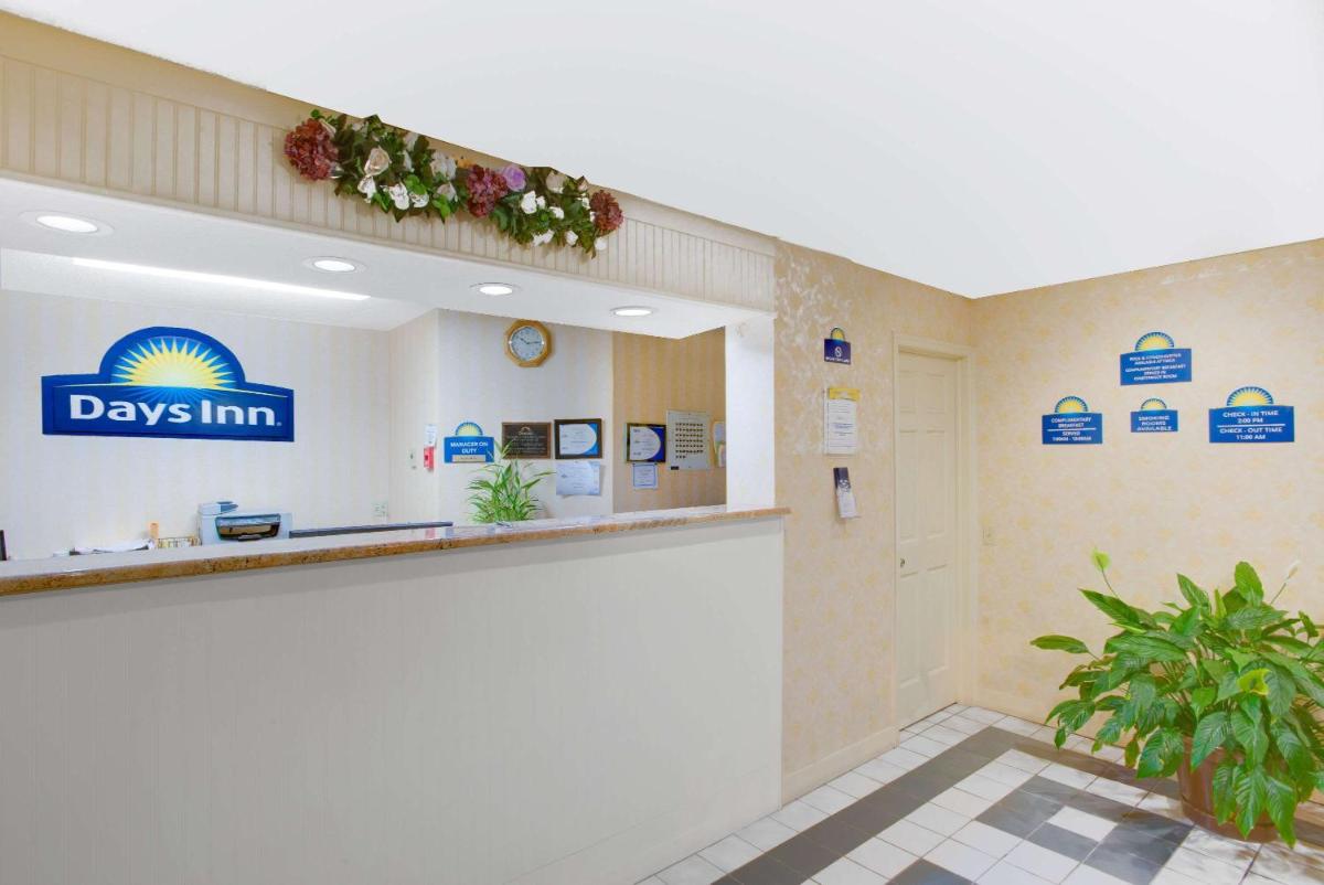 hotel reception