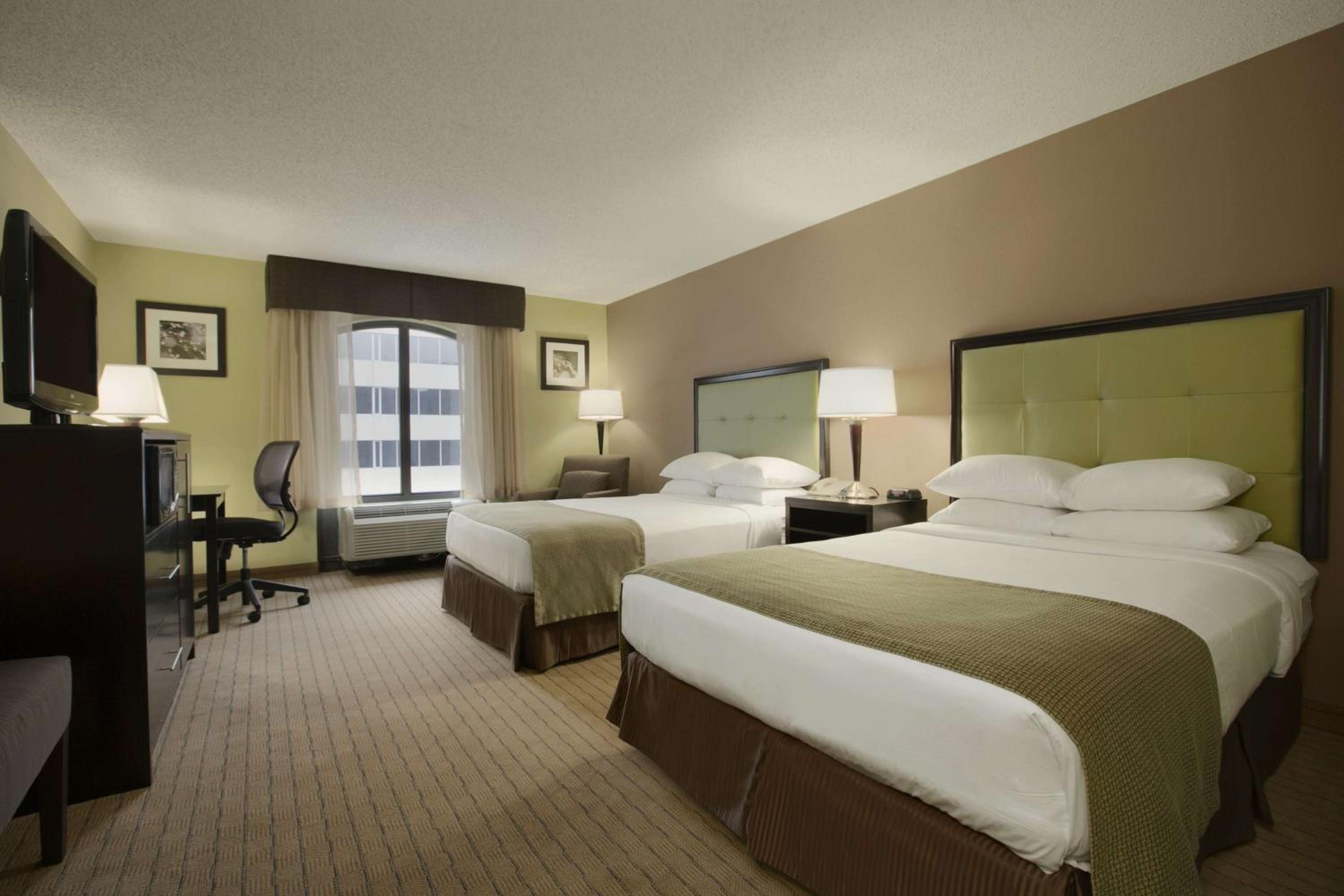 Days Inn by Wyndham Baltimore Inner Harbor - Property Image 37