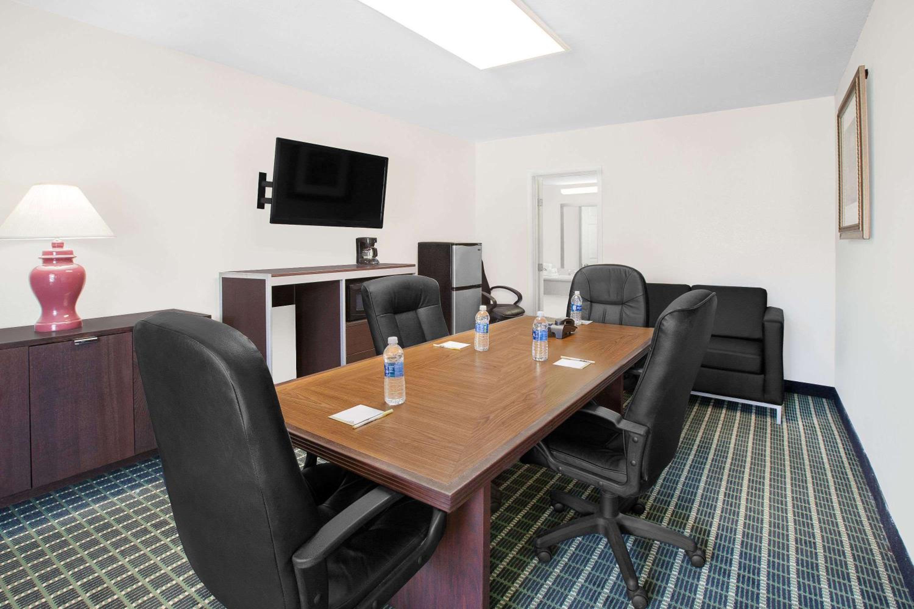 meeting & event spaces