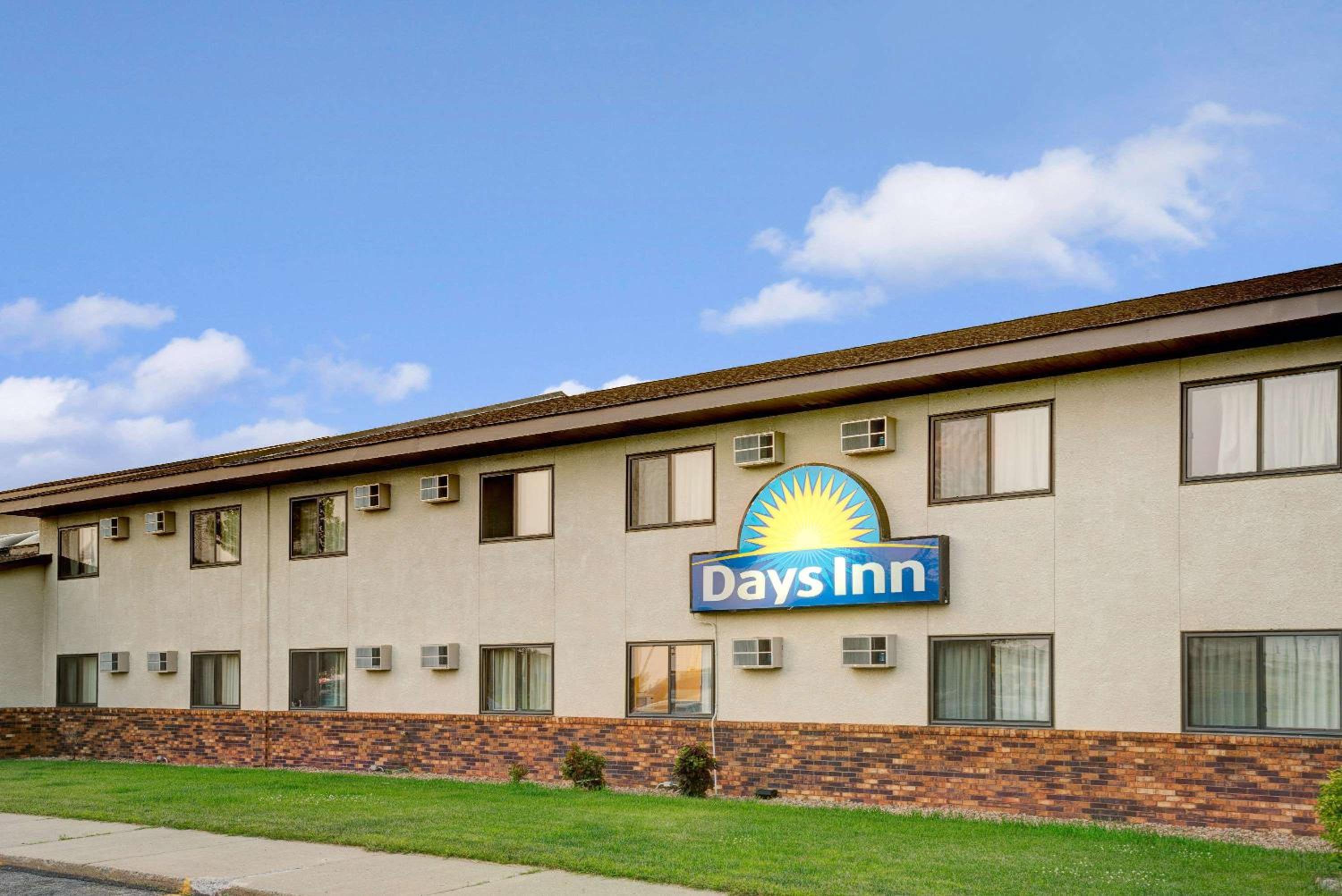 Days Inn by Wyndham Monticello - Property Image 1