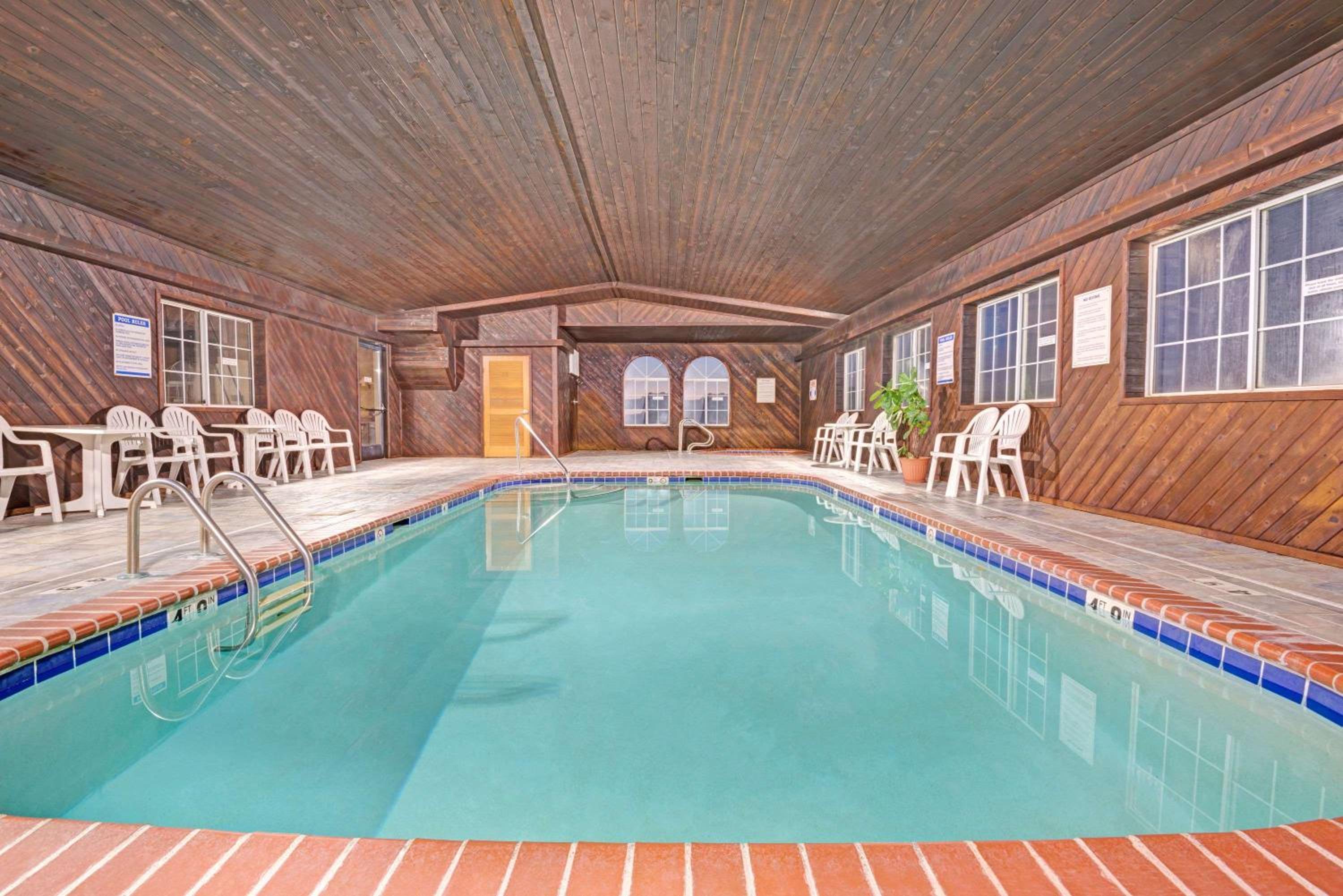 Laramie Vacations - Days Inn by Wyndham Laramie - Property Image 4