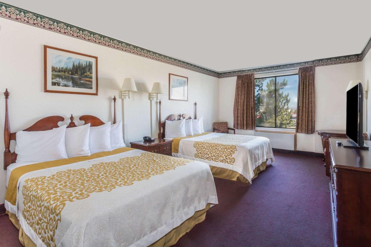 Evanston Vacations - Days Inn by Wyndham Evanston WY - Property Image 3