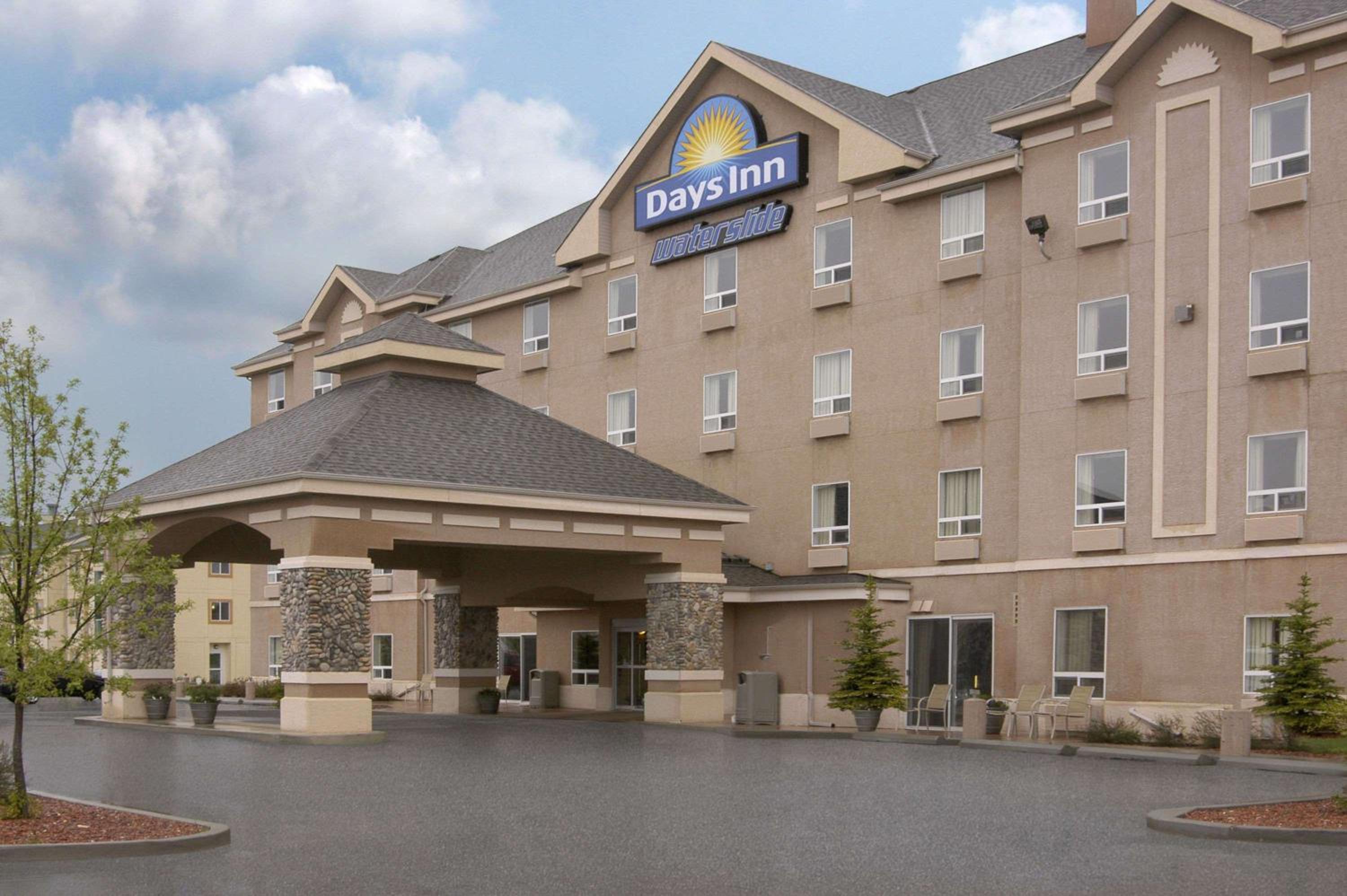Red Deer Vacations - Days Inn by Wyndham Red Deer - Property Image 11