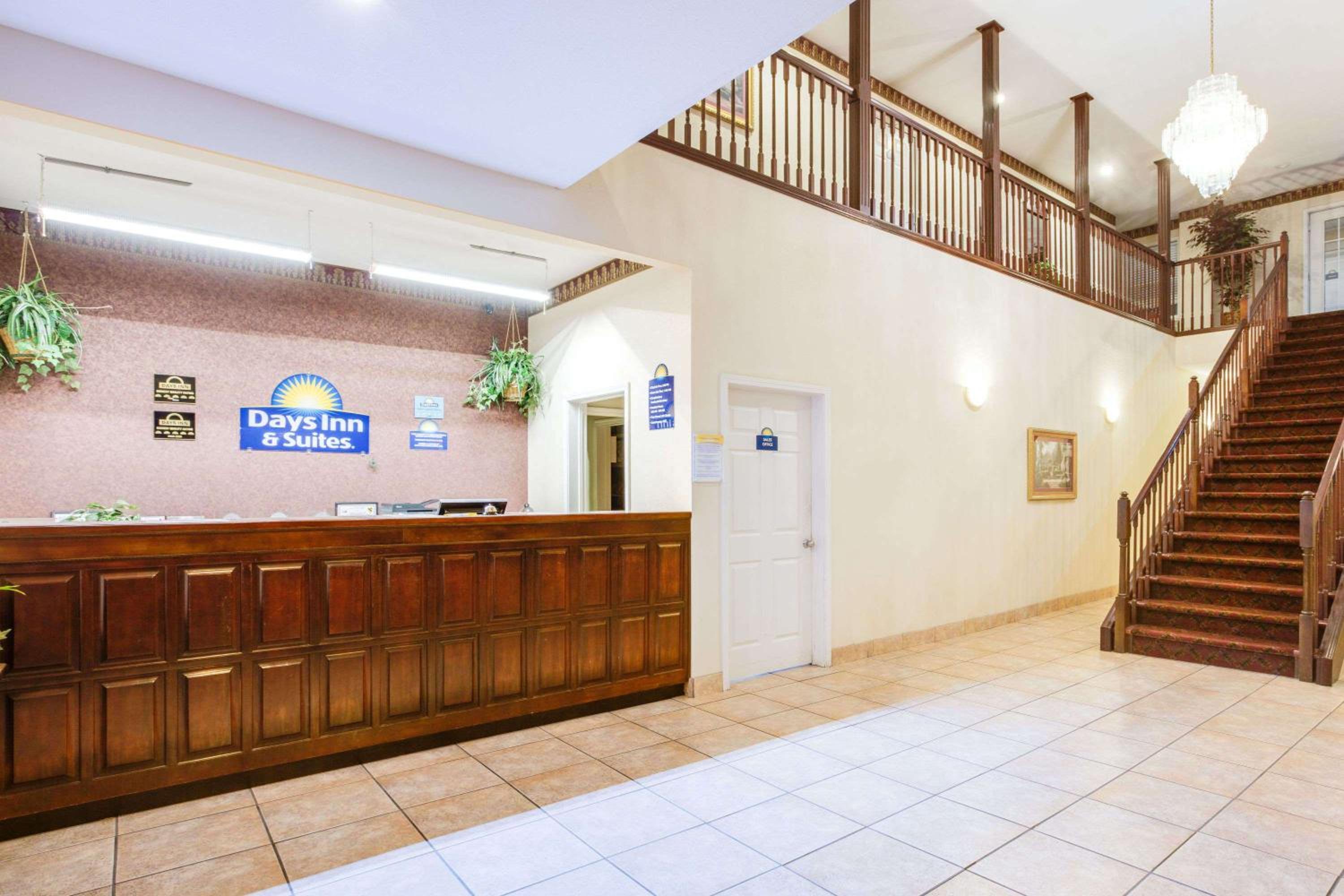 Days Inn by Wyndham Trumann AR view 3