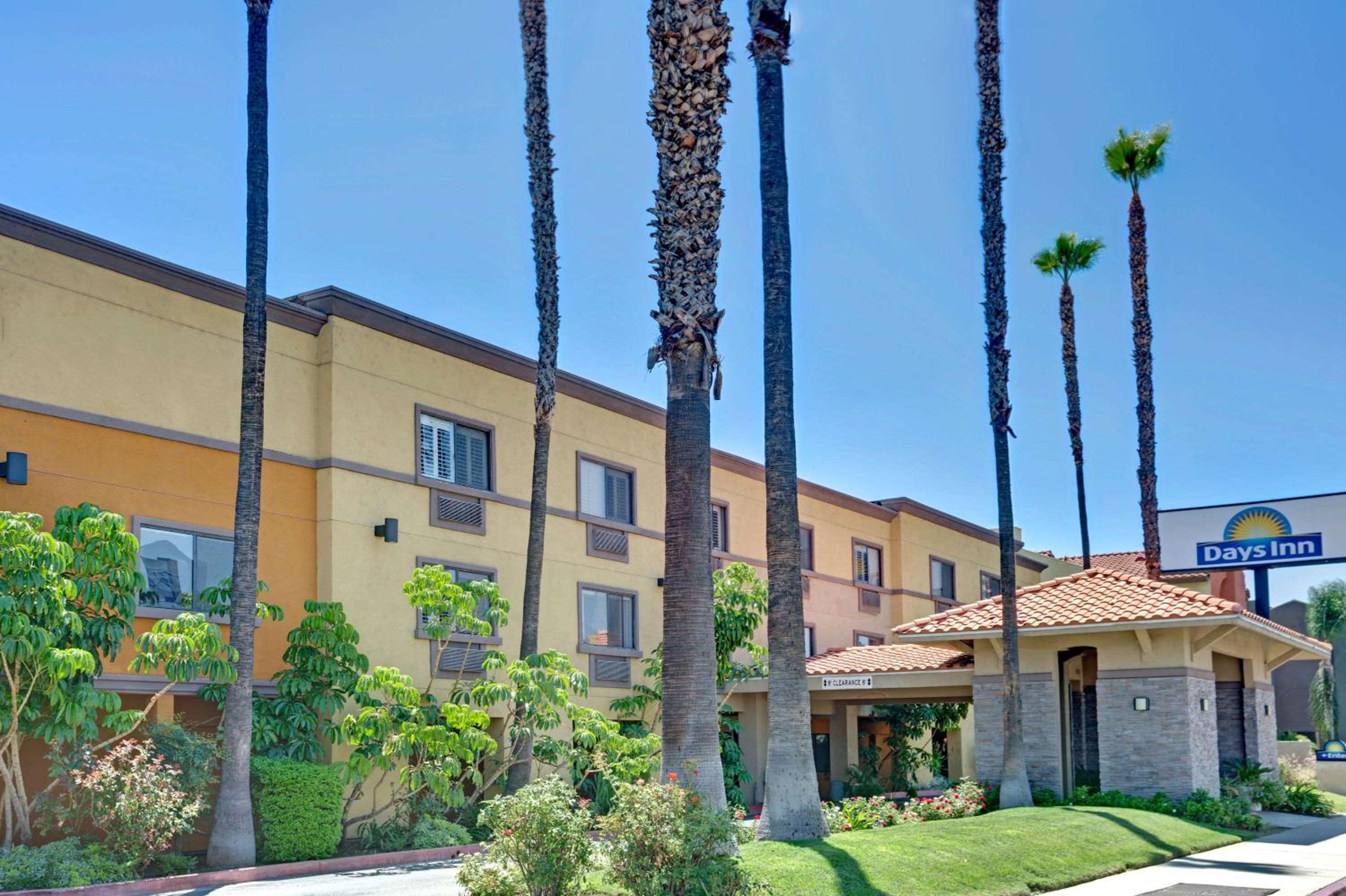 West Covina Vacations - Days Inn by Wyndham West Covina - Property Image 13