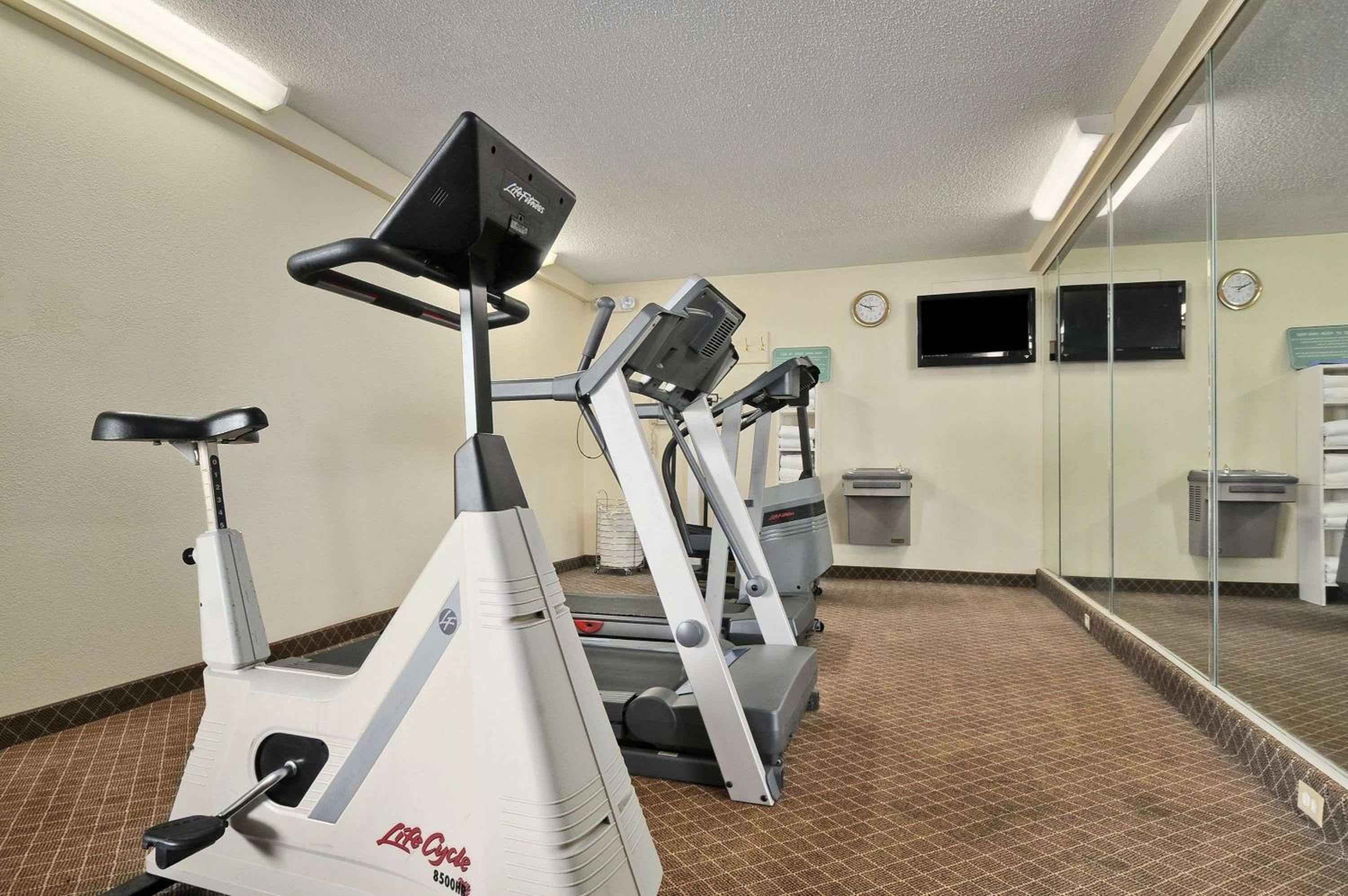 Forrest City Vacations - Days Inn by Wyndham Forrest City - Property Image 4
