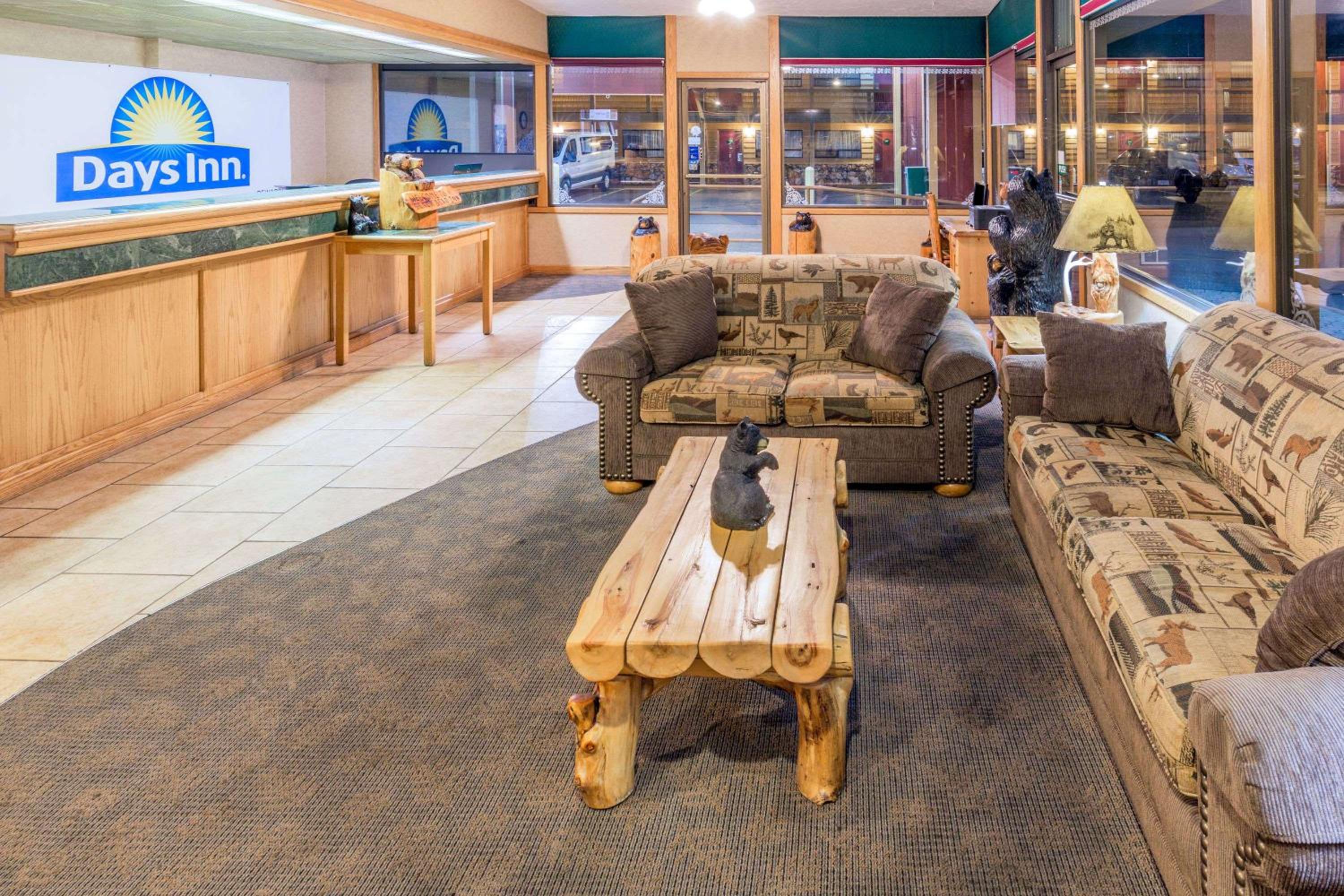 Albany Vacations - Days Inn by Wyndham Black Bear - Property Image 4