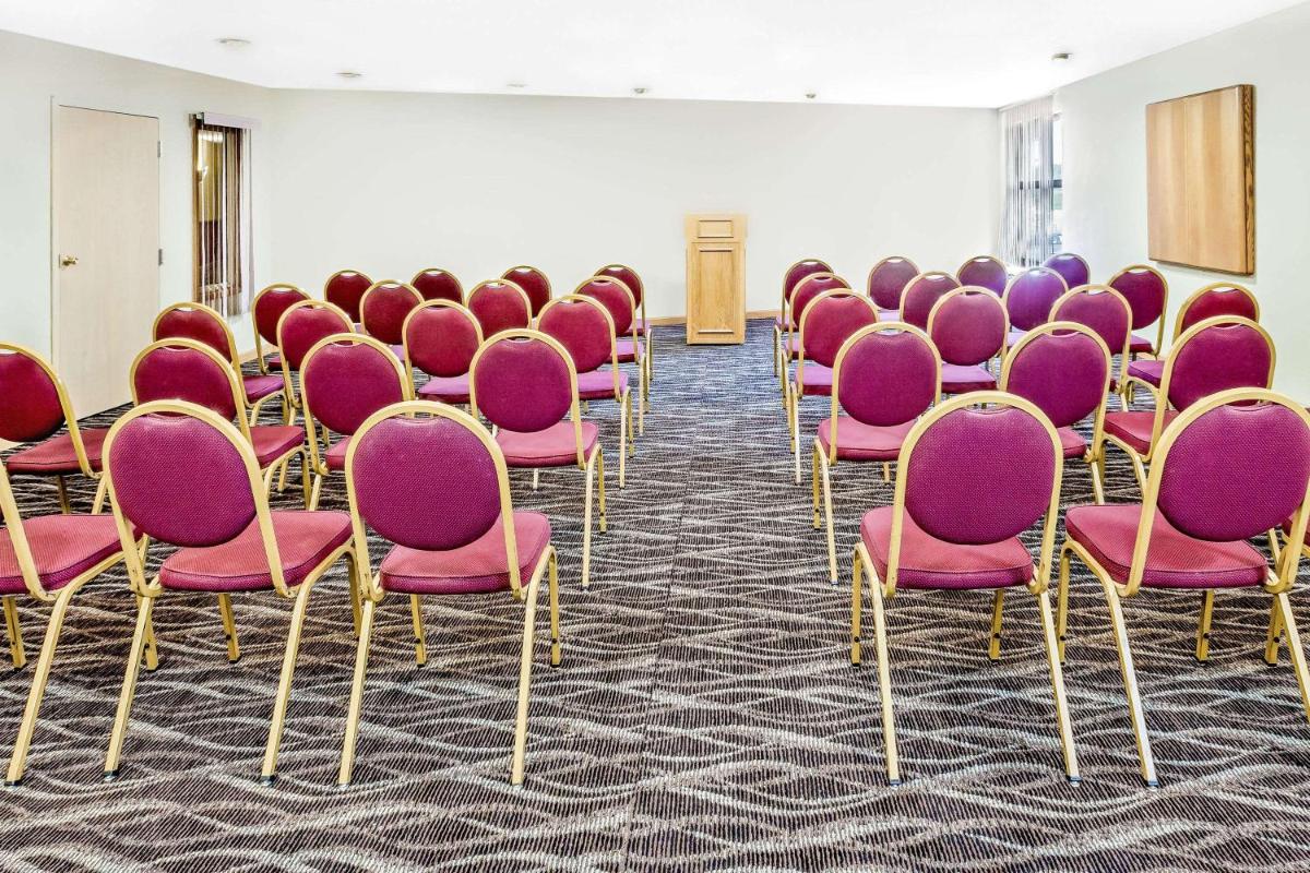 meeting room
