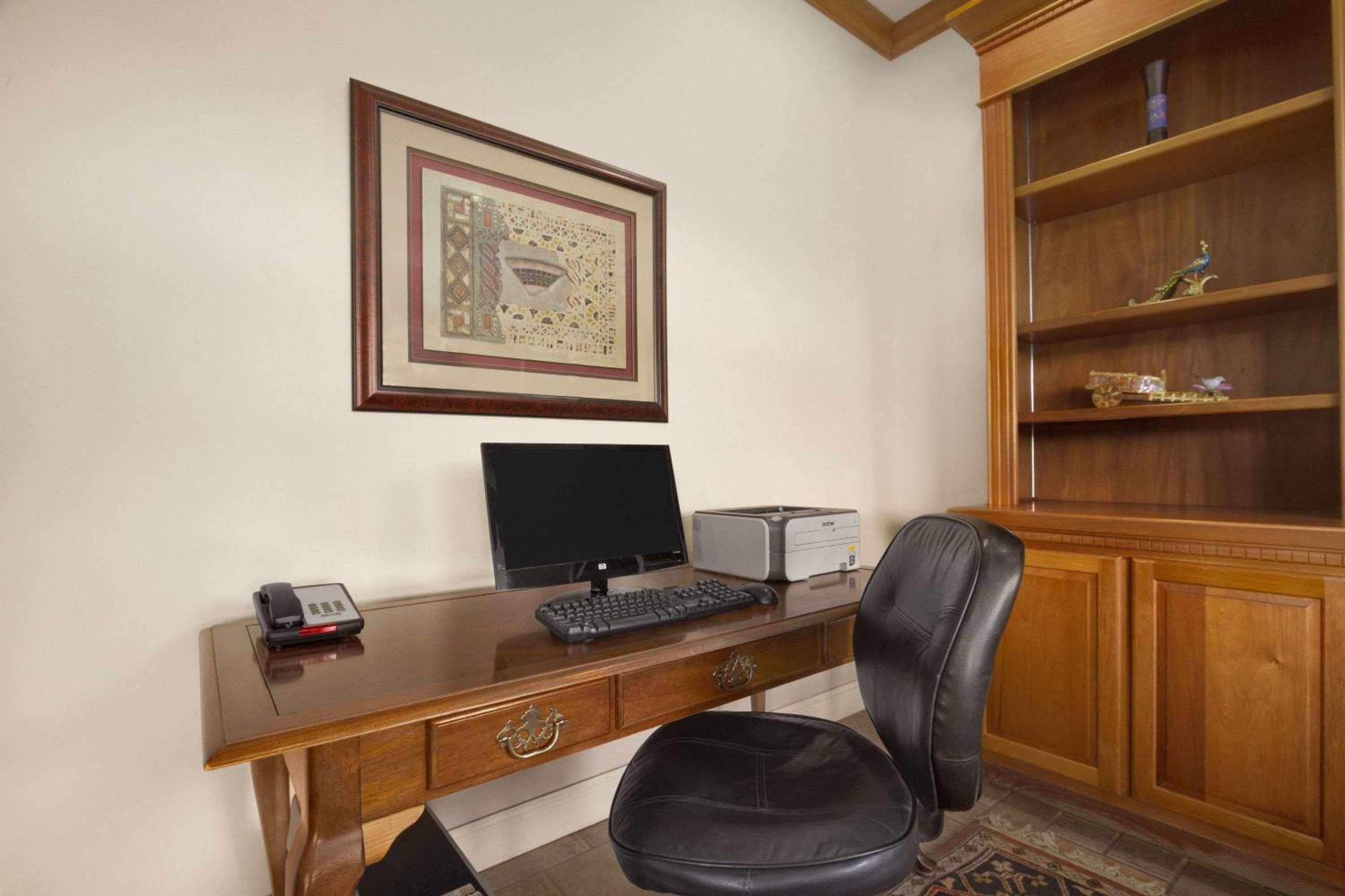 Days Inn by Wyndham Alexander City - Property Image 20