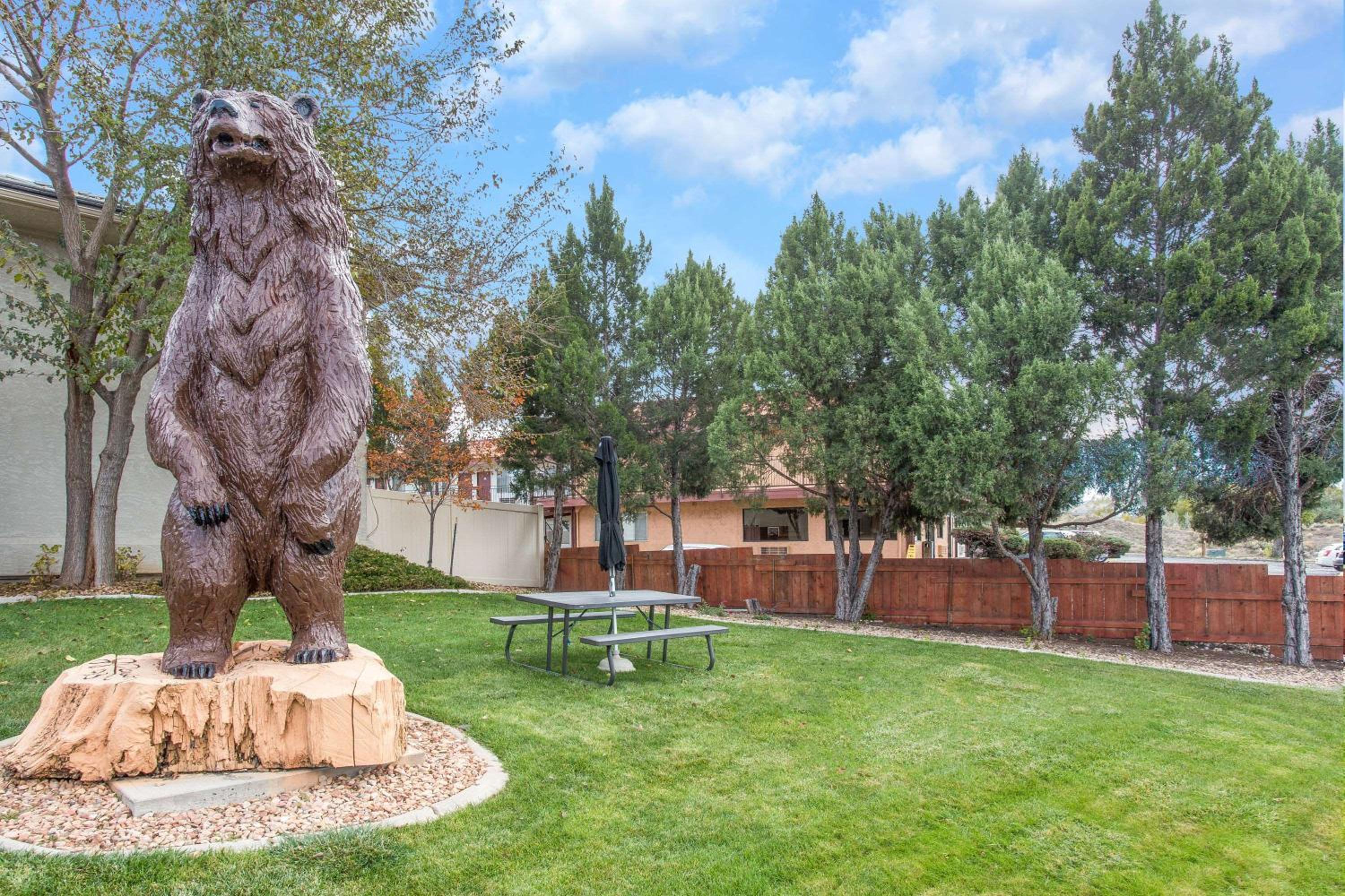 Grand Junction Vacations - Days Inn by Wyndham Grand Junction - Property Image 1