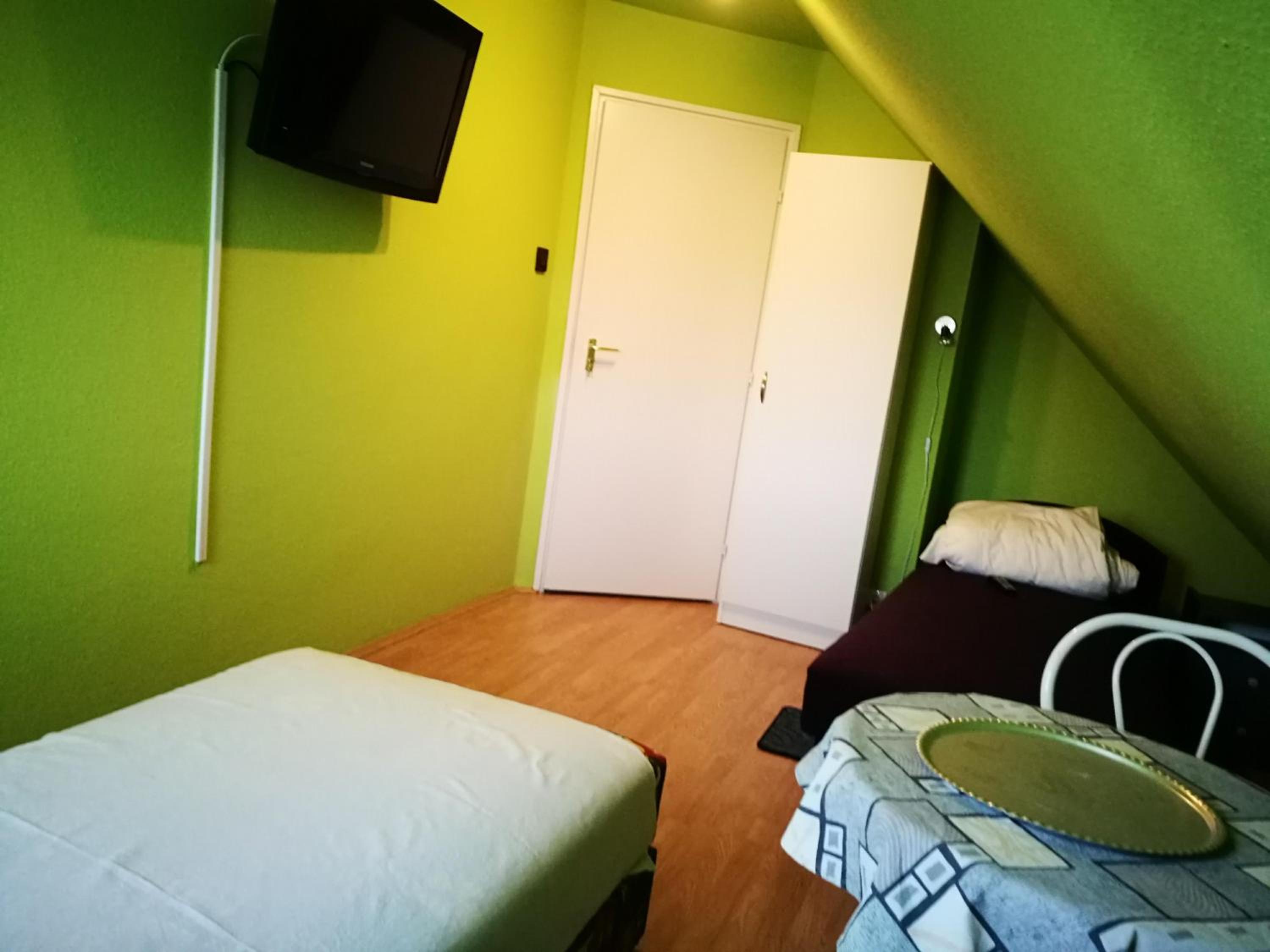 Photo 16