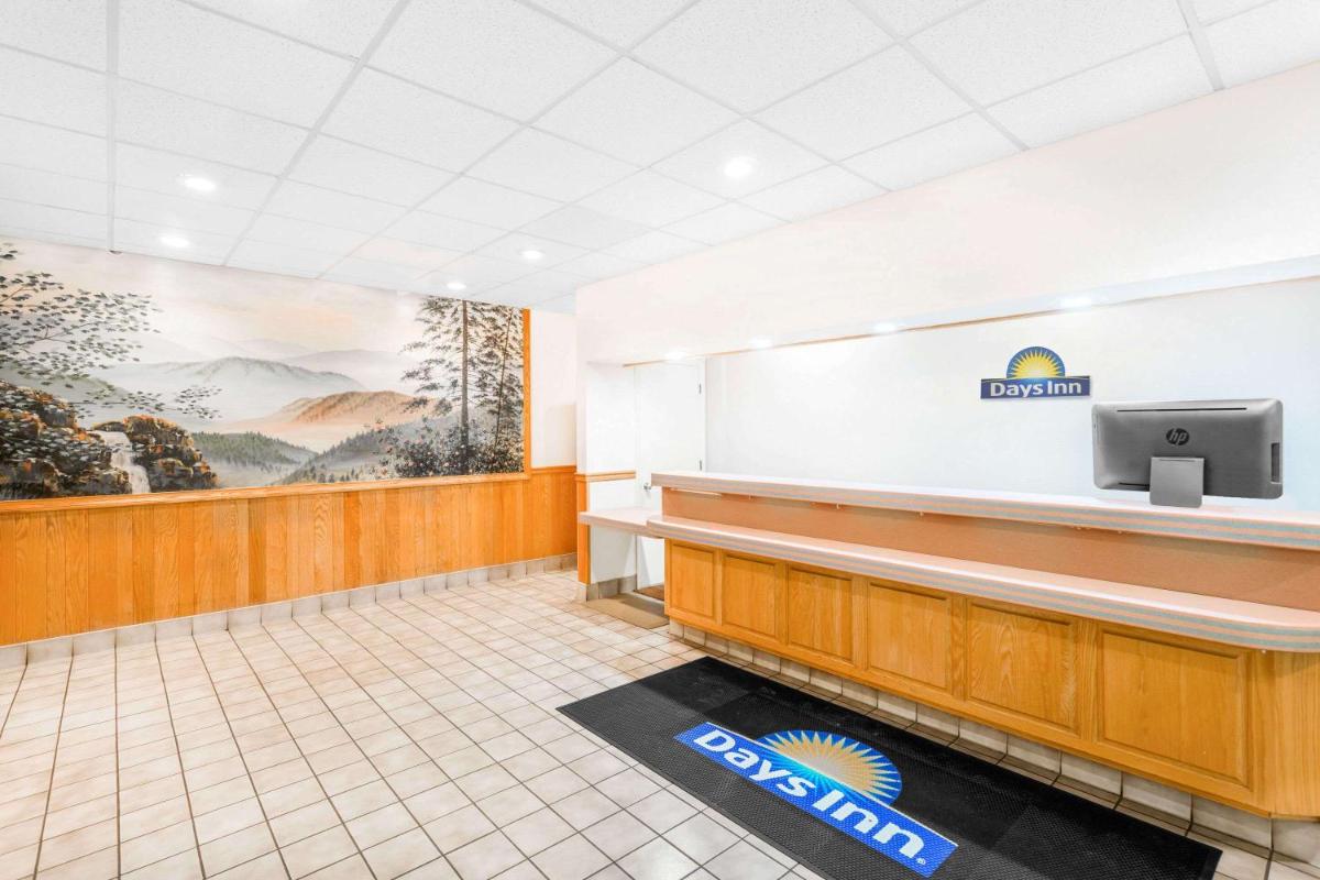 hotel reception