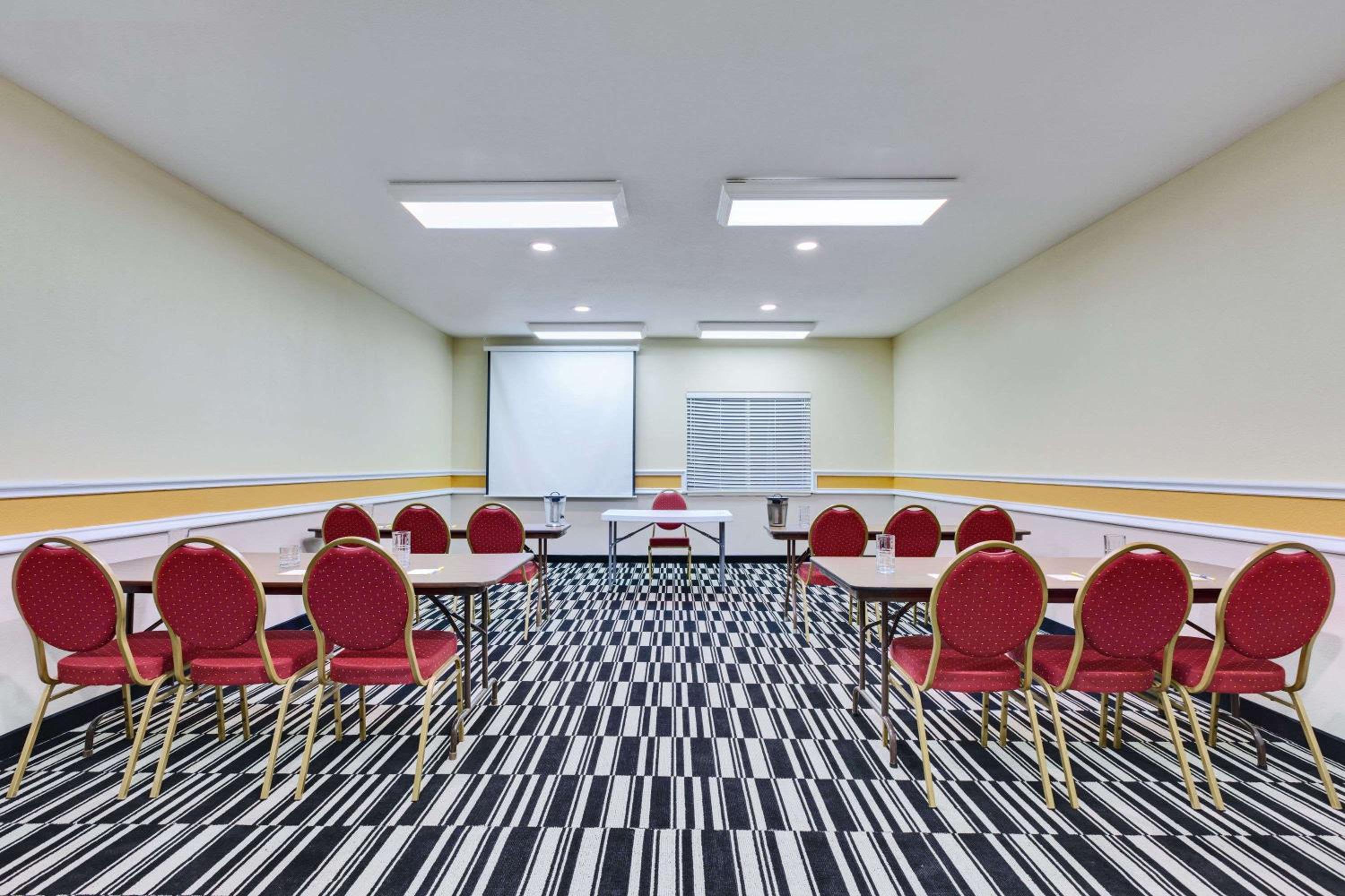 meeting & event spaces