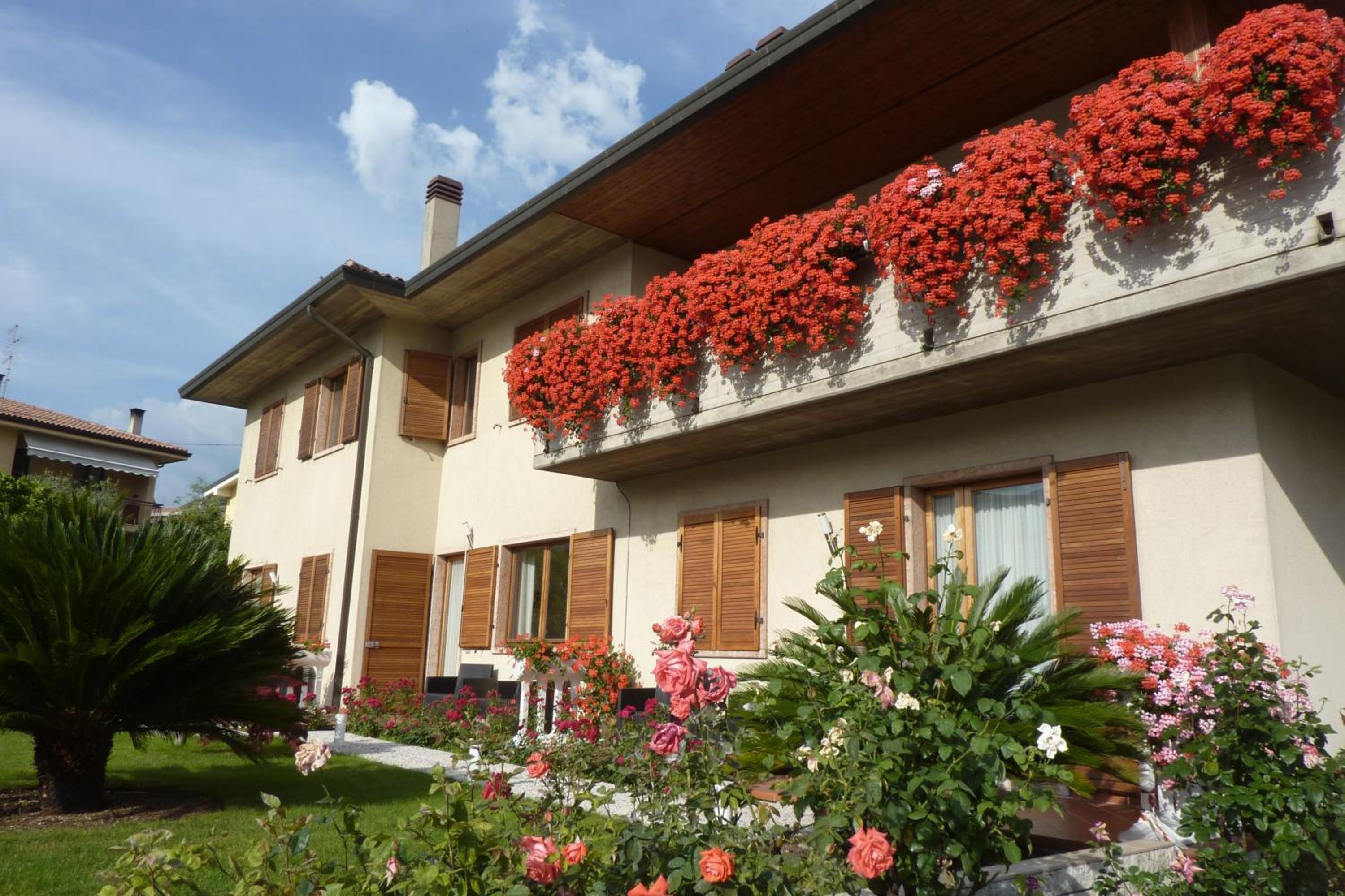 Hotel Villa Fiori - Image 1