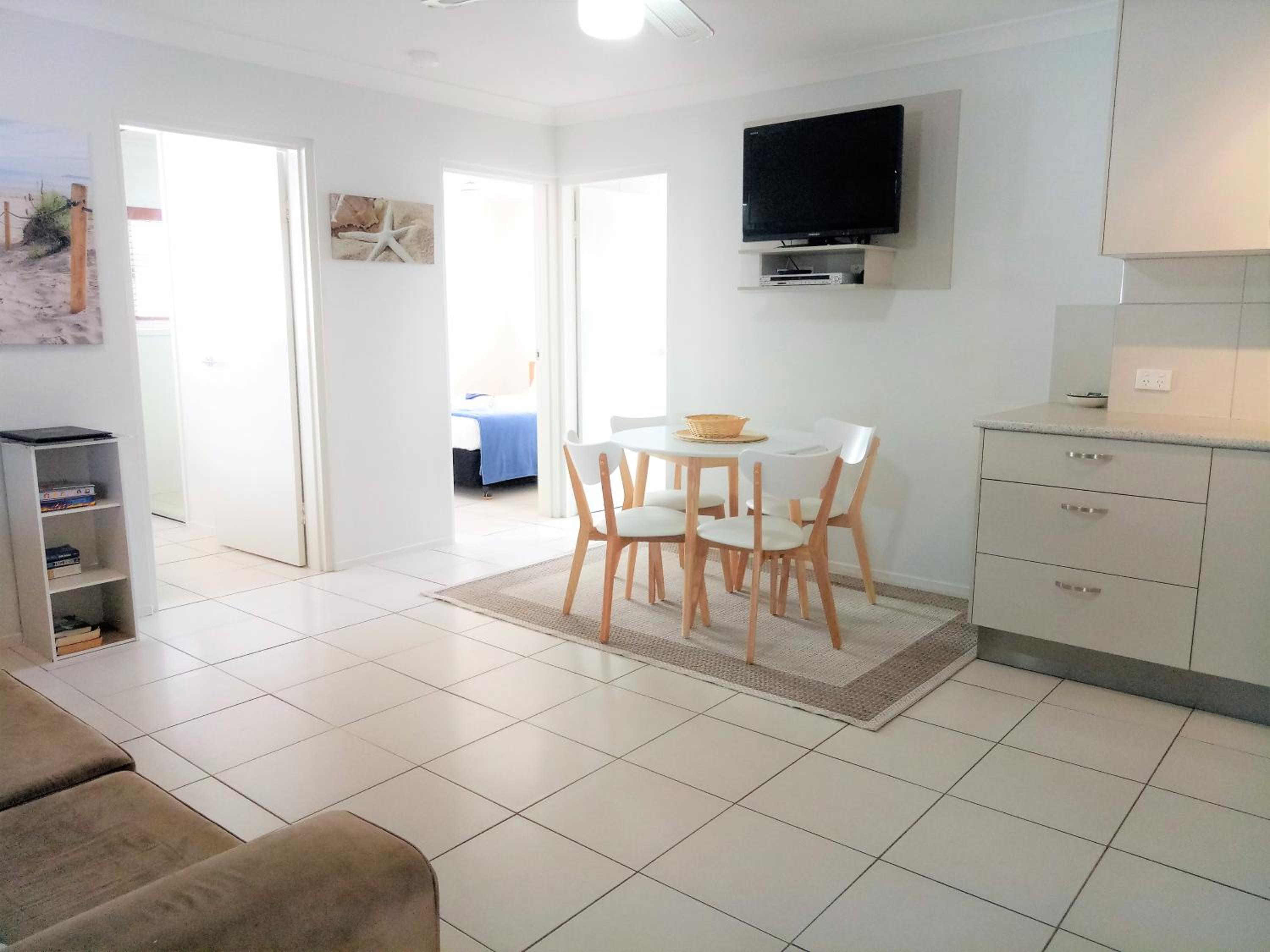 Cranbourne Court Beachside Apartments view 2