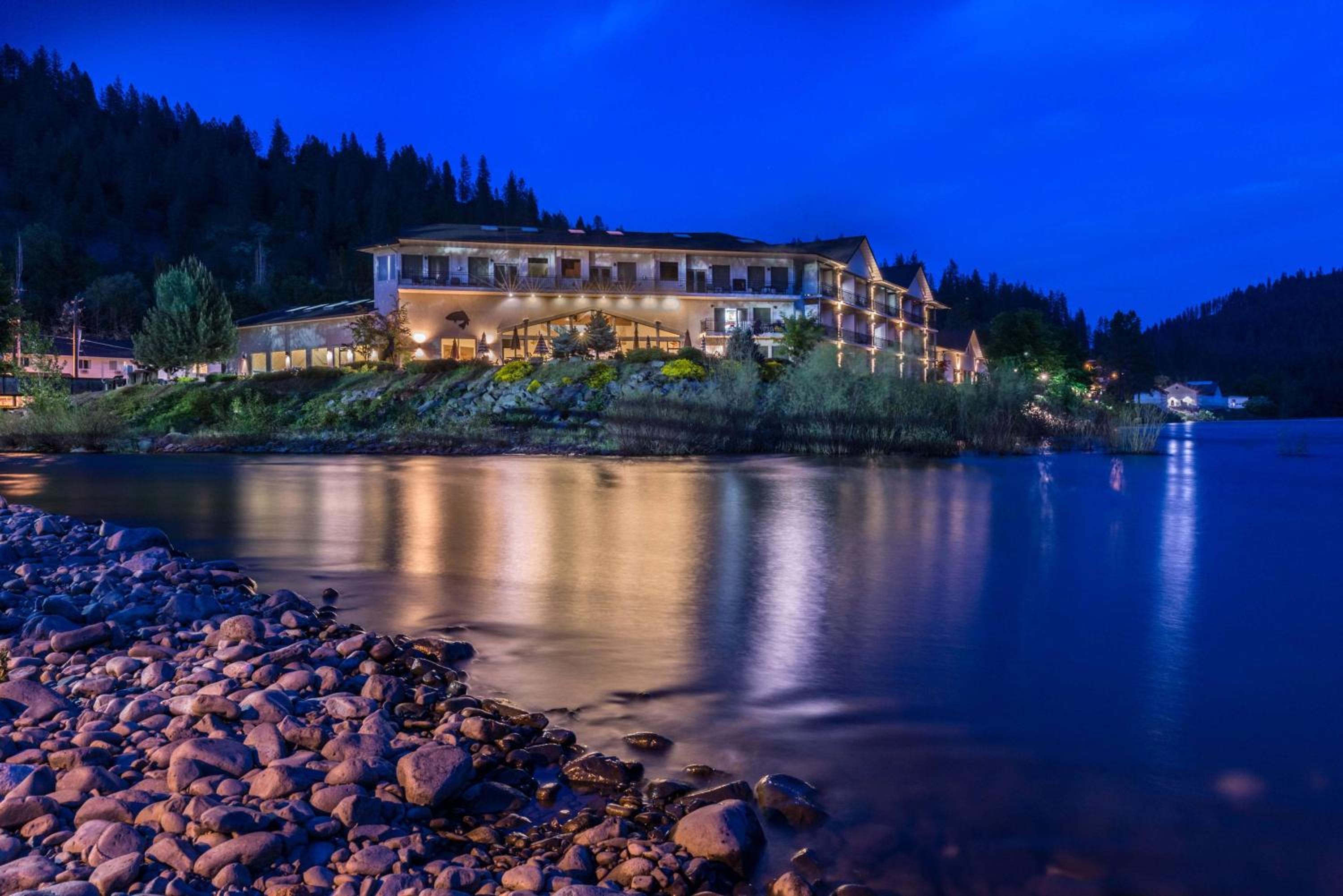 Hotel Best Western Lodge At River's Edge