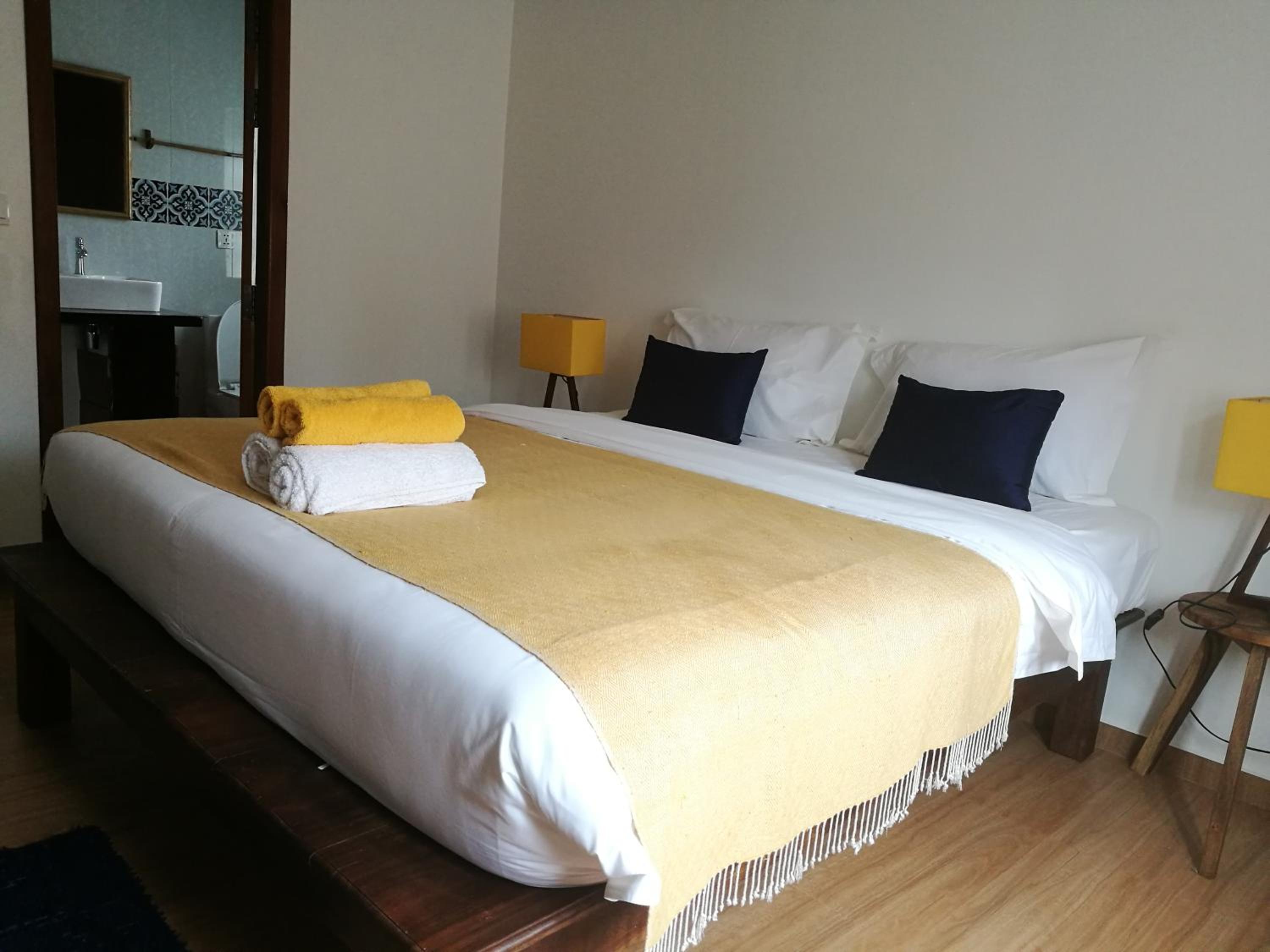 ANGKOR DINO B&B
