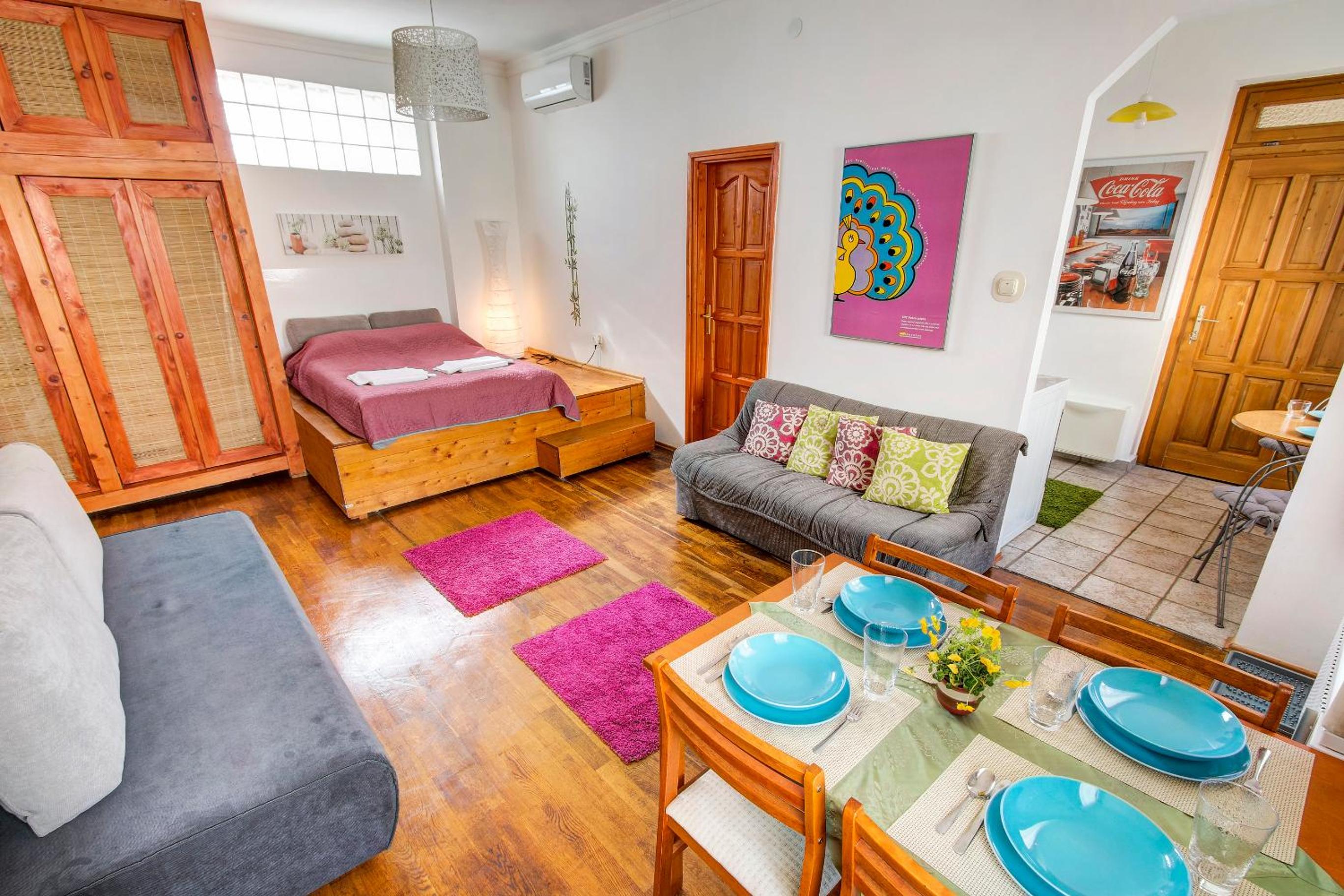 Apartment near the Heroes Square view 3