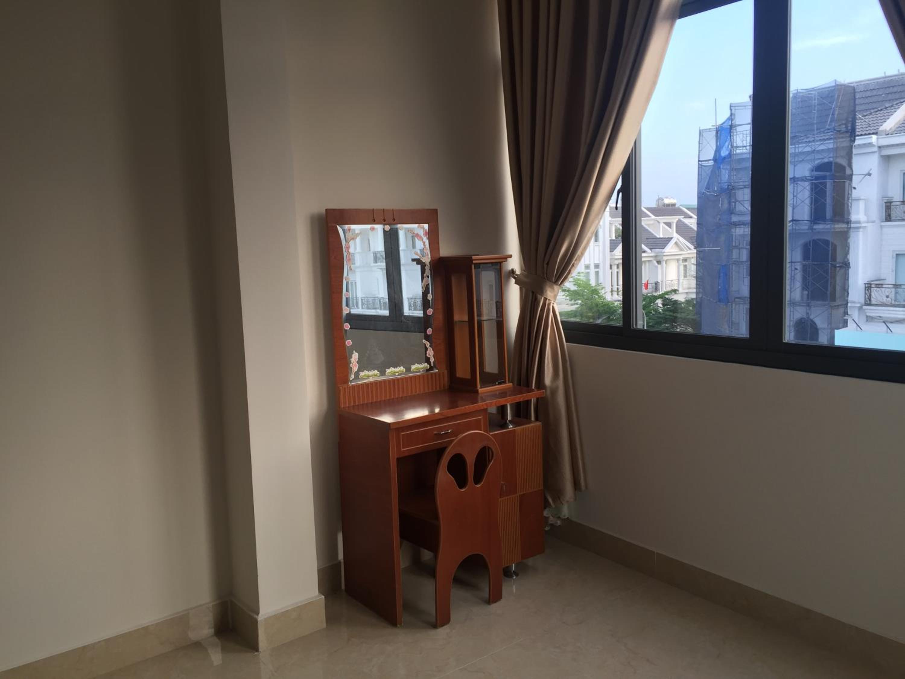 The MONDAY APARTMENT