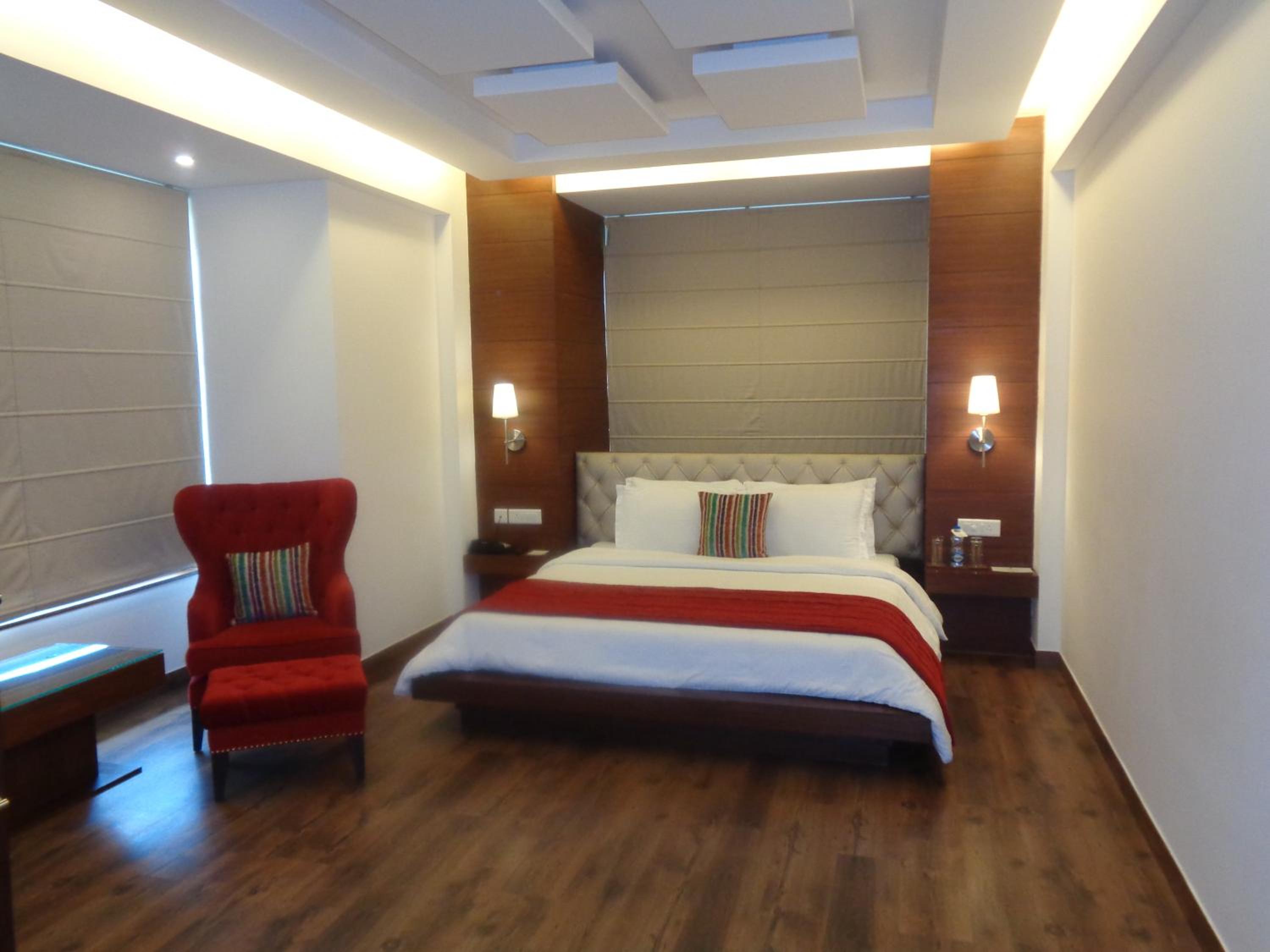 RS Sarovar Portico