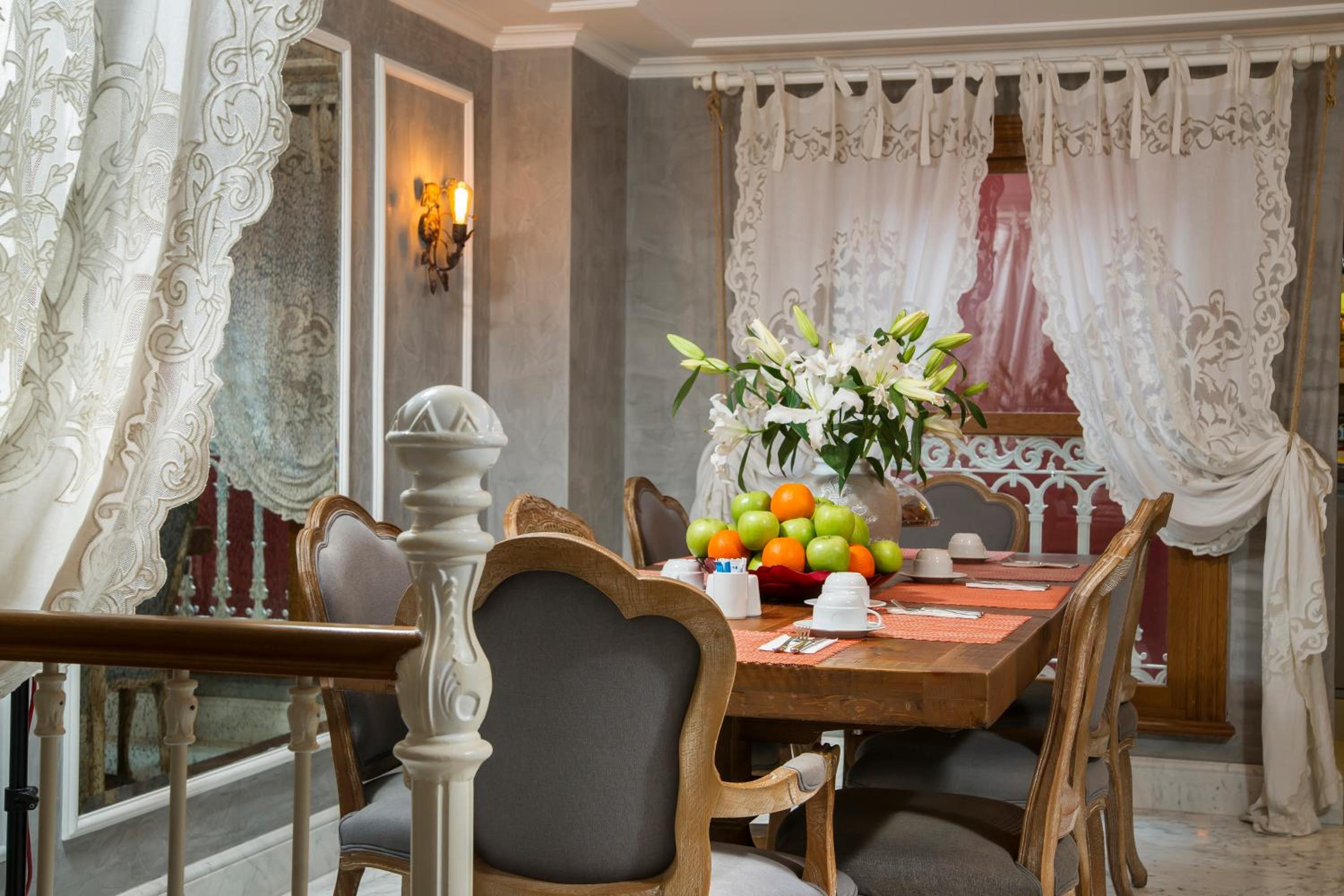 Amofta Otel Taksim - Image 20