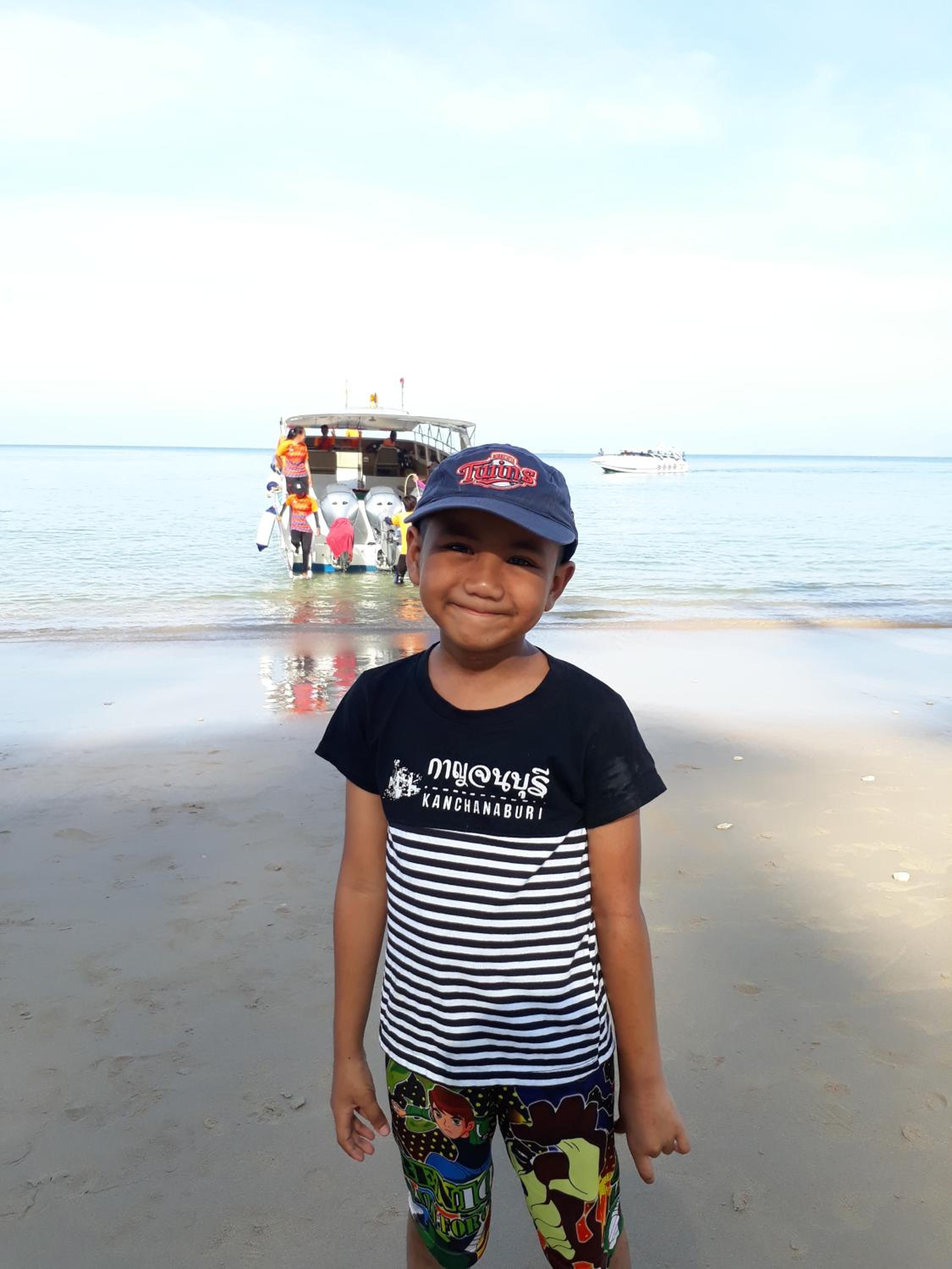Baan Sri Lanta Sand