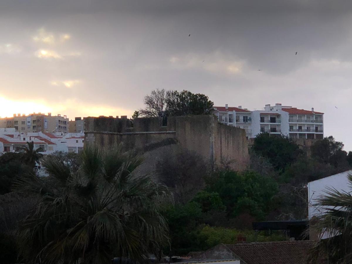 Olinda’s One Bedroom Apartment in City Center view 3