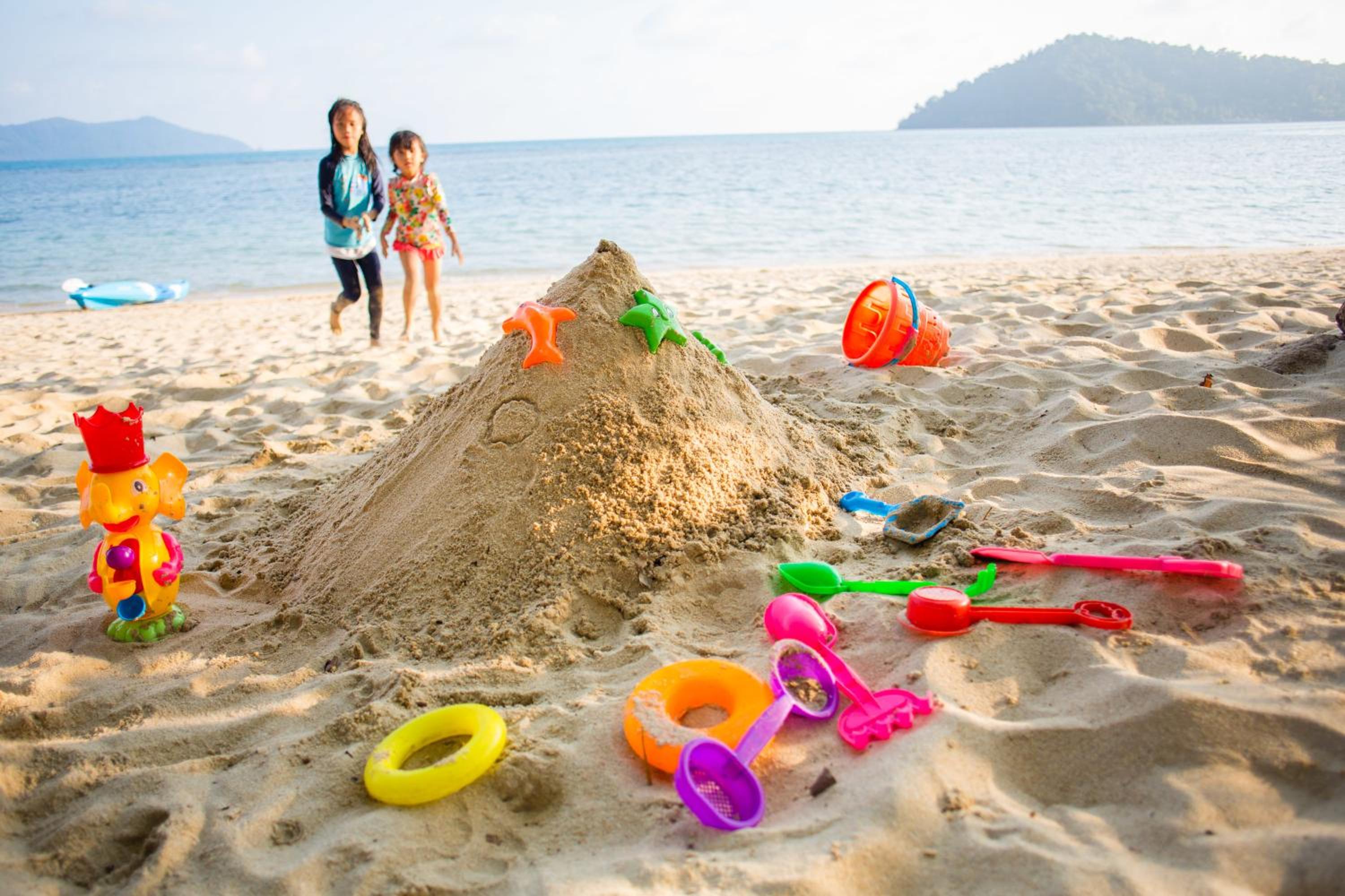 The Tropical Beach Resort