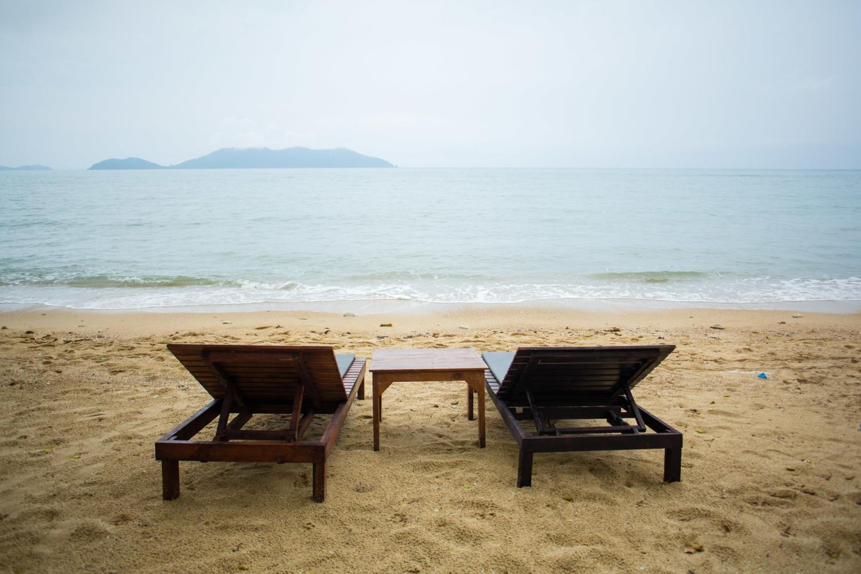 The Tropical Beach Resort