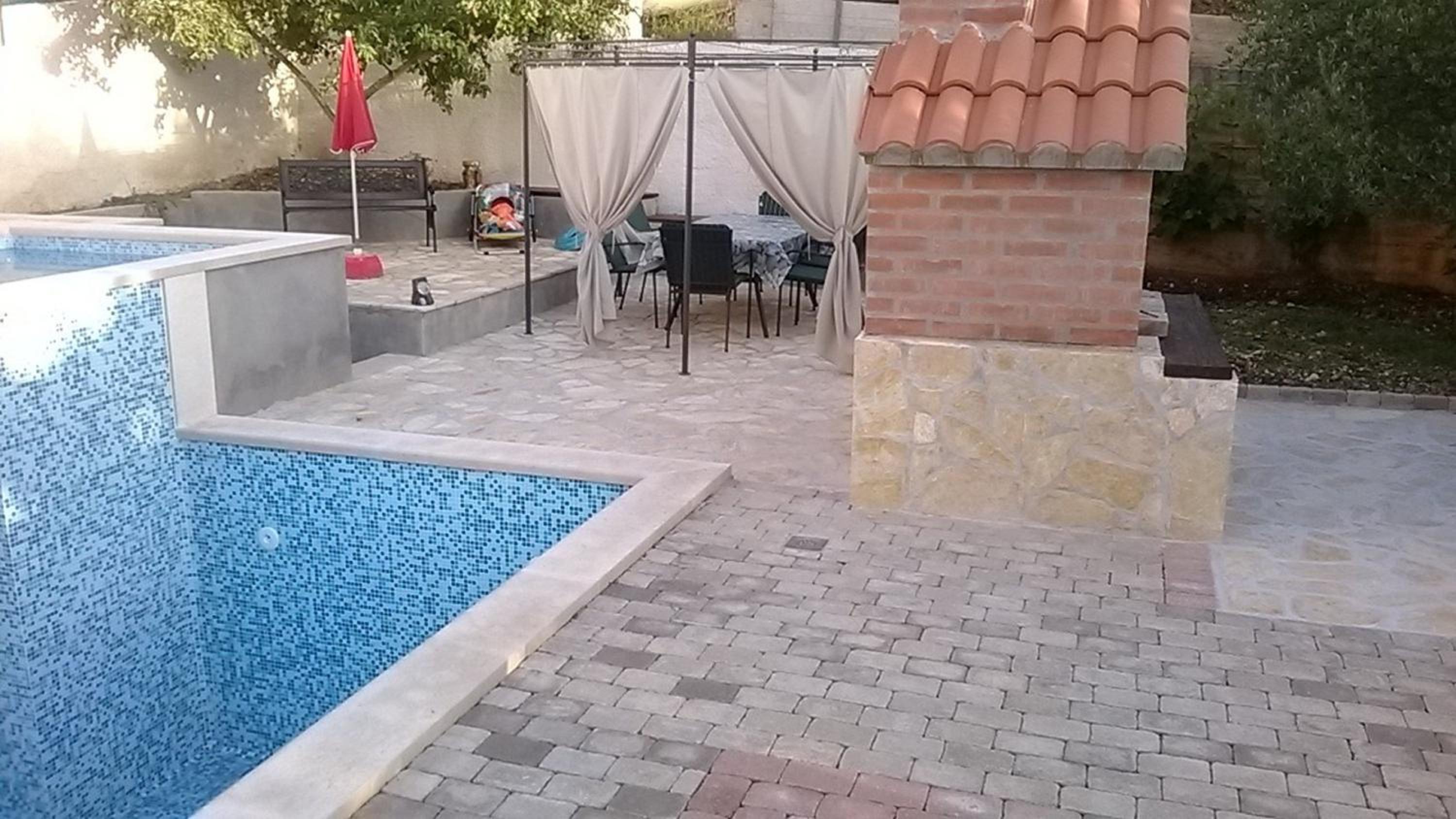 Apartments Nives