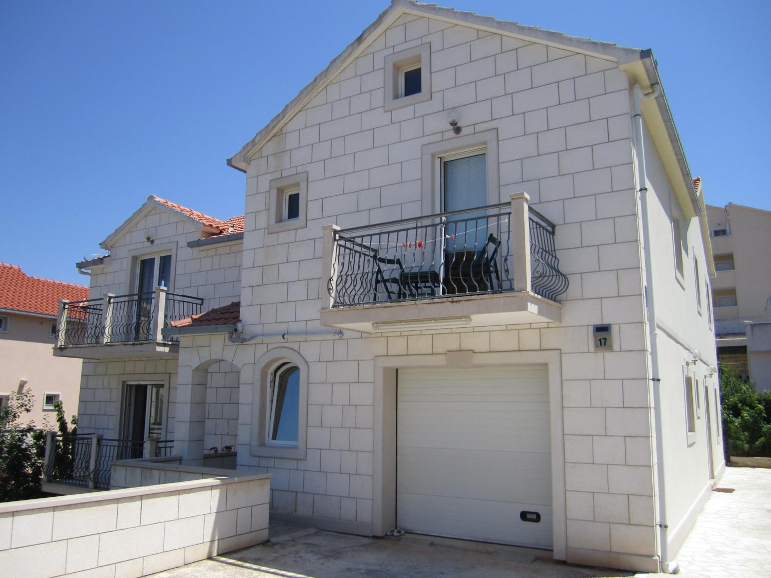 Apartments Nives