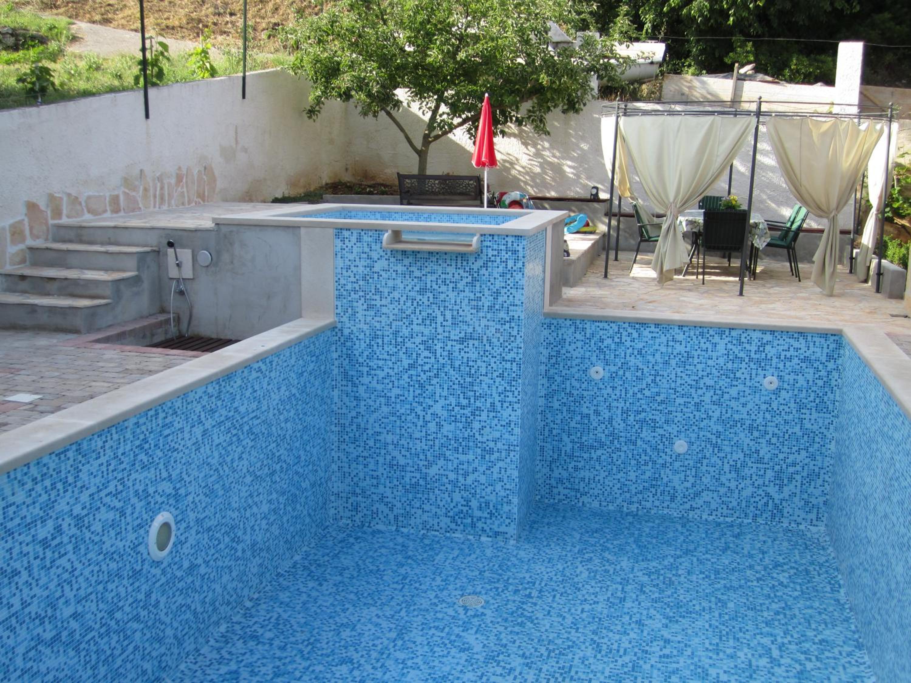 Apartments Nives