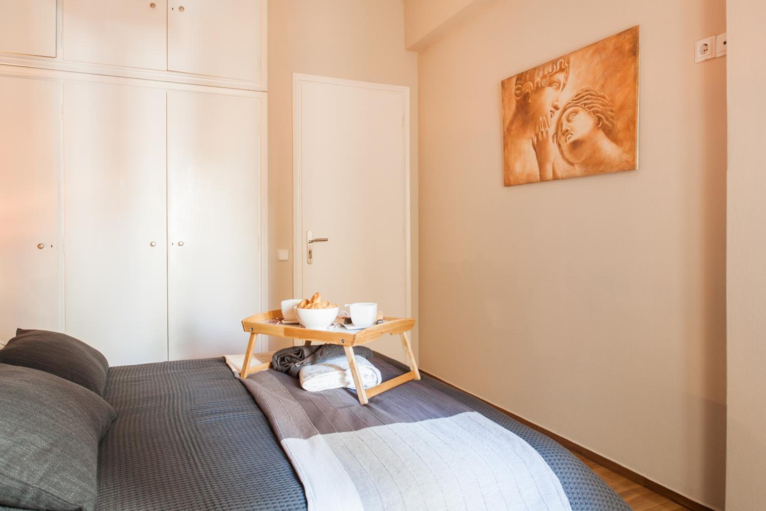 Best Private Rooms in apartment in safe area
