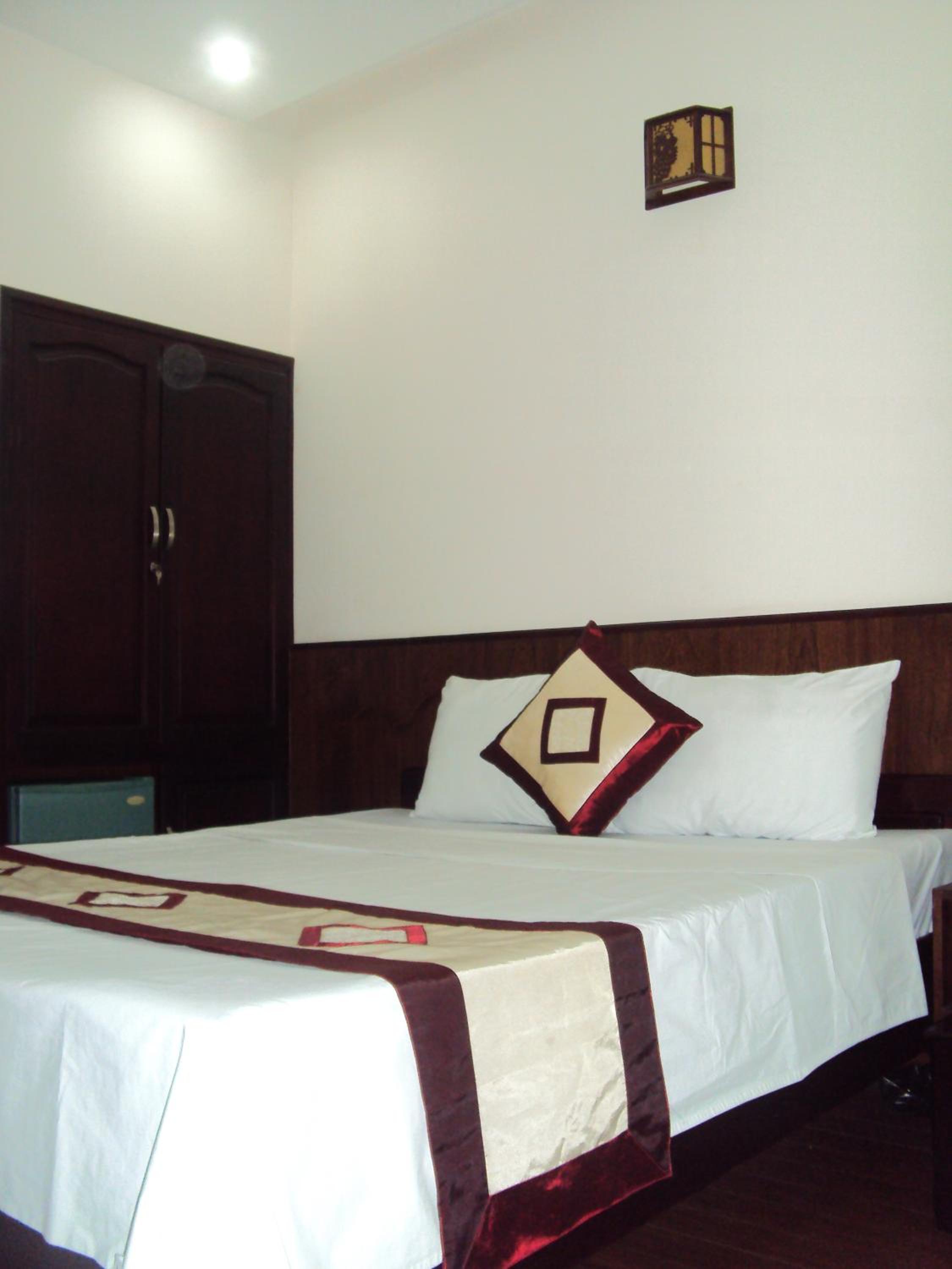 Blue Star Hotel