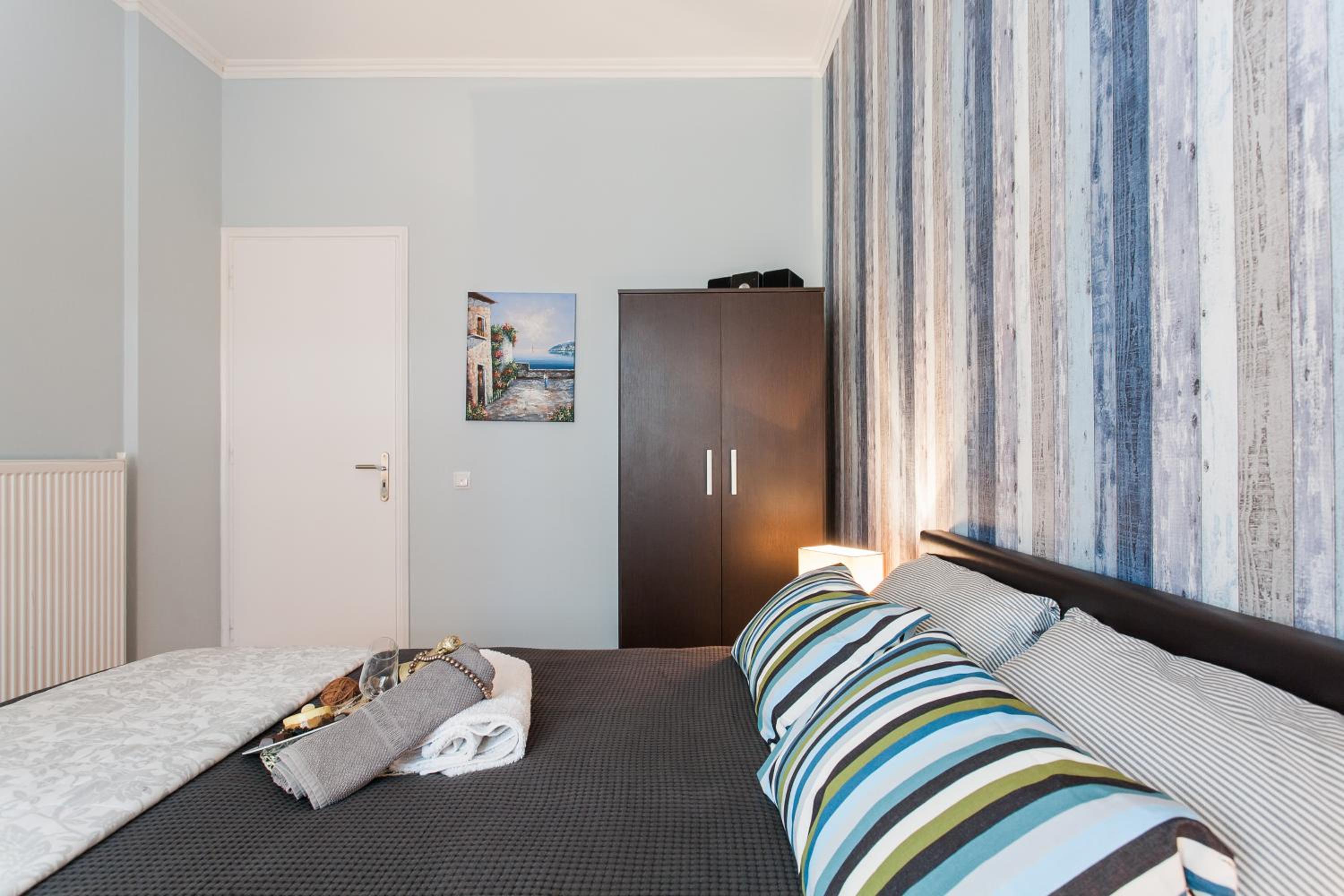 Best Private Rooms in apartment in safe area