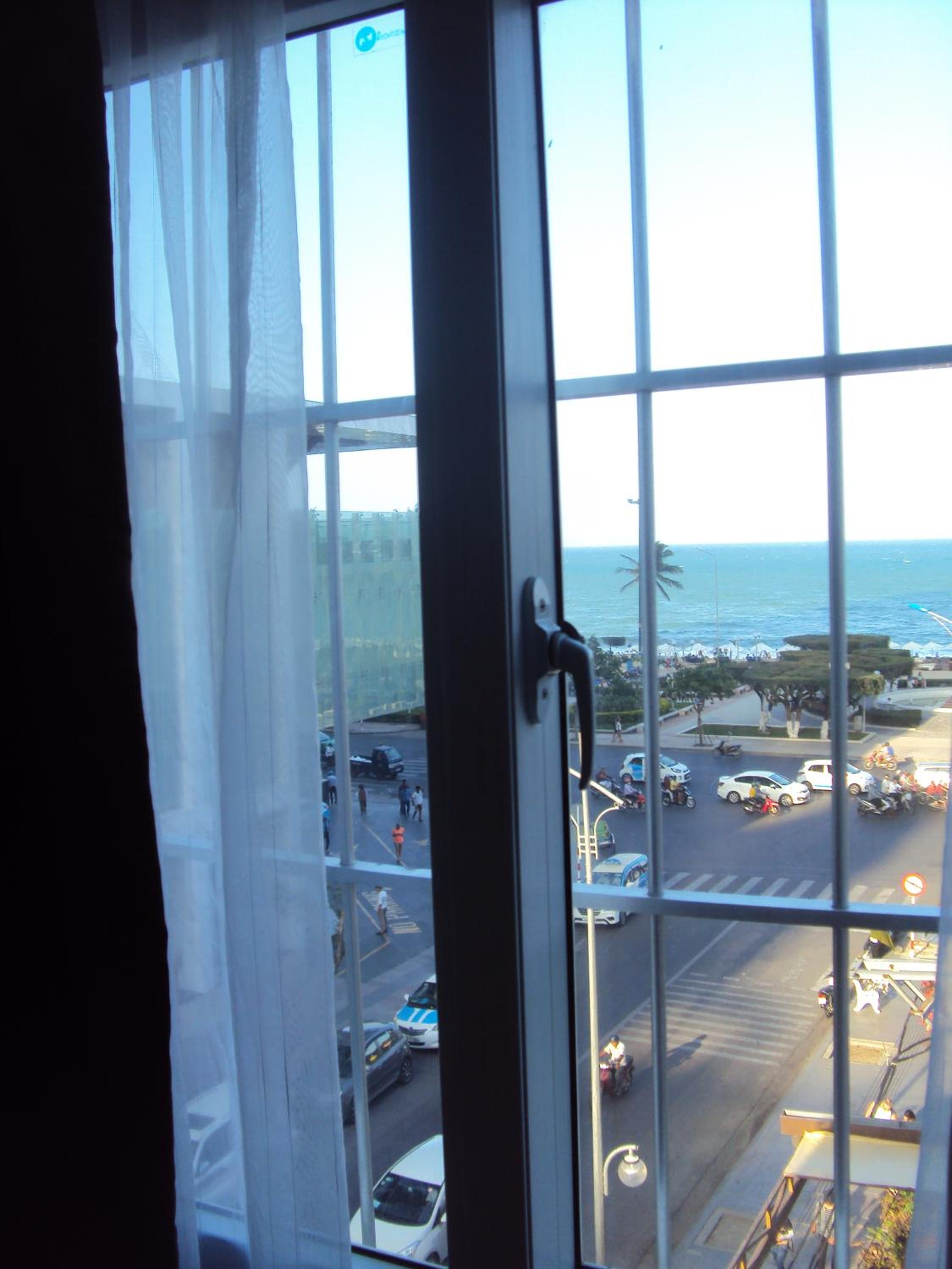 Blue Star Hotel