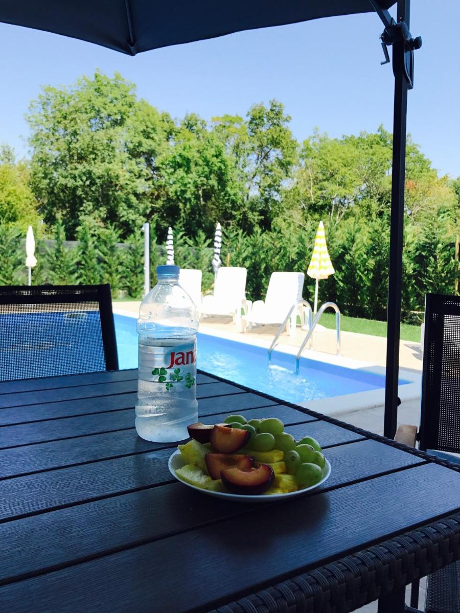 Villa Nin view 4