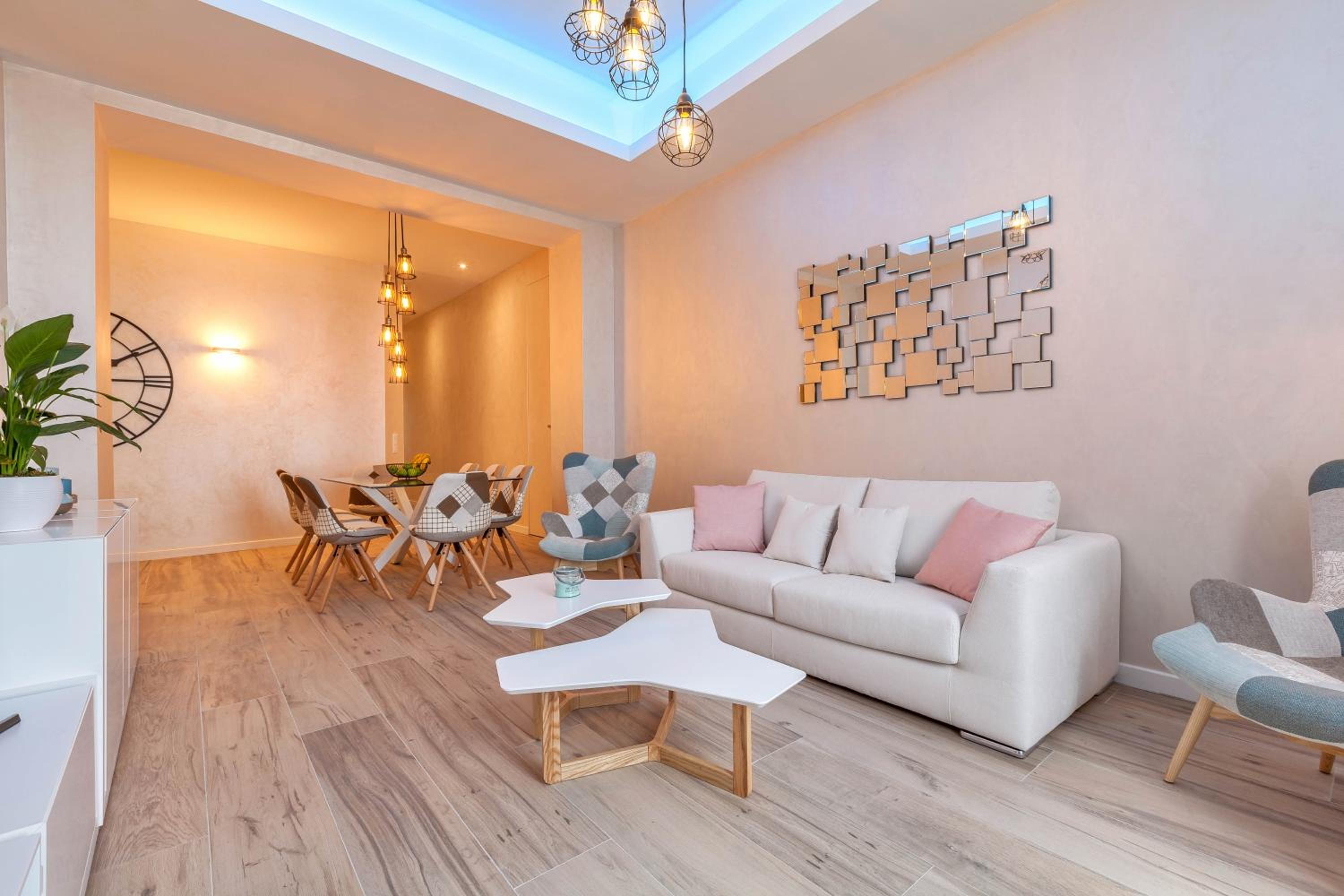 Residence du Louvre - Apartments - Prime location Palais & Croisette - Luxury Stay by LRA Cannes