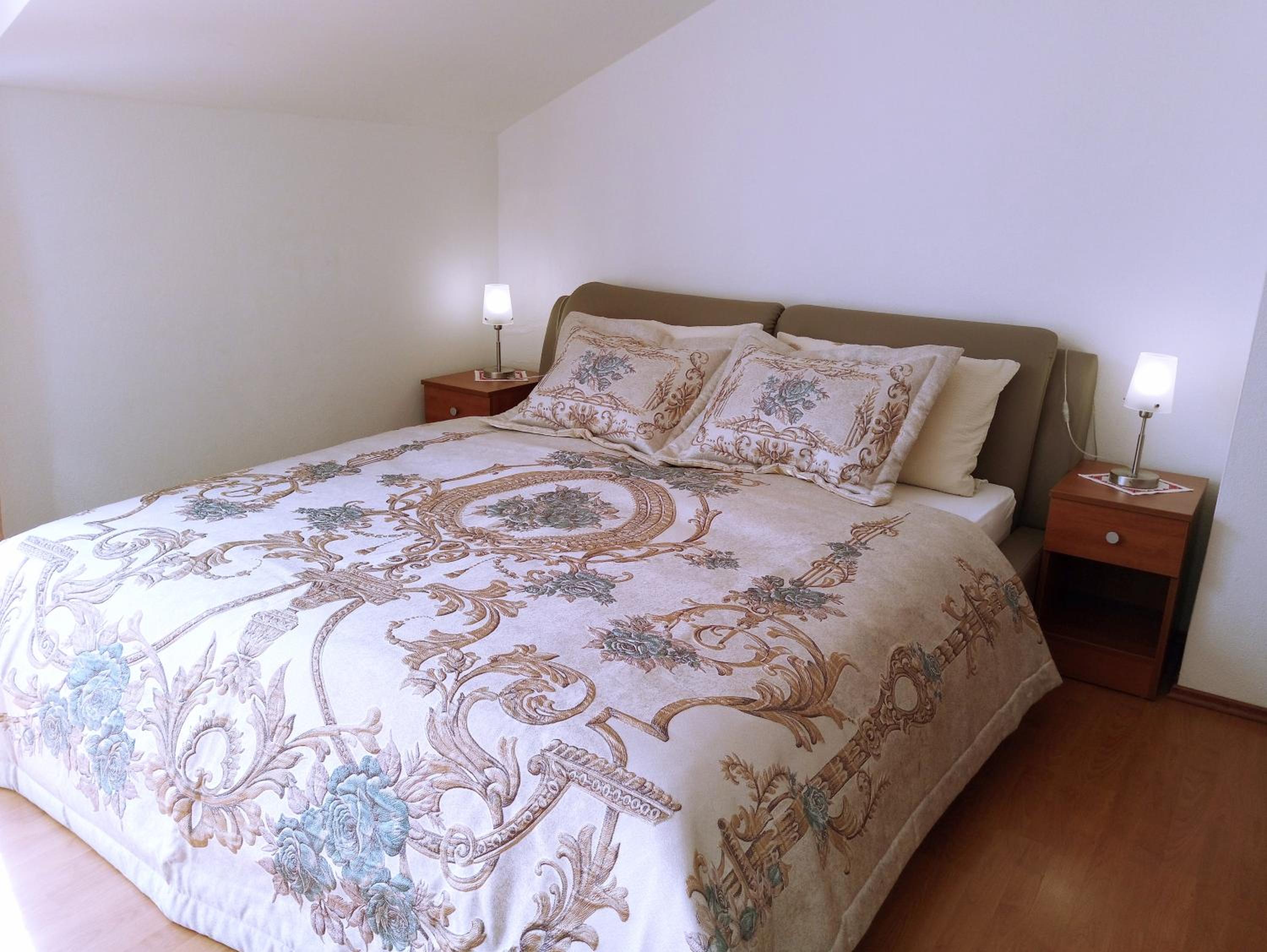 Adria Apartments and Rooms