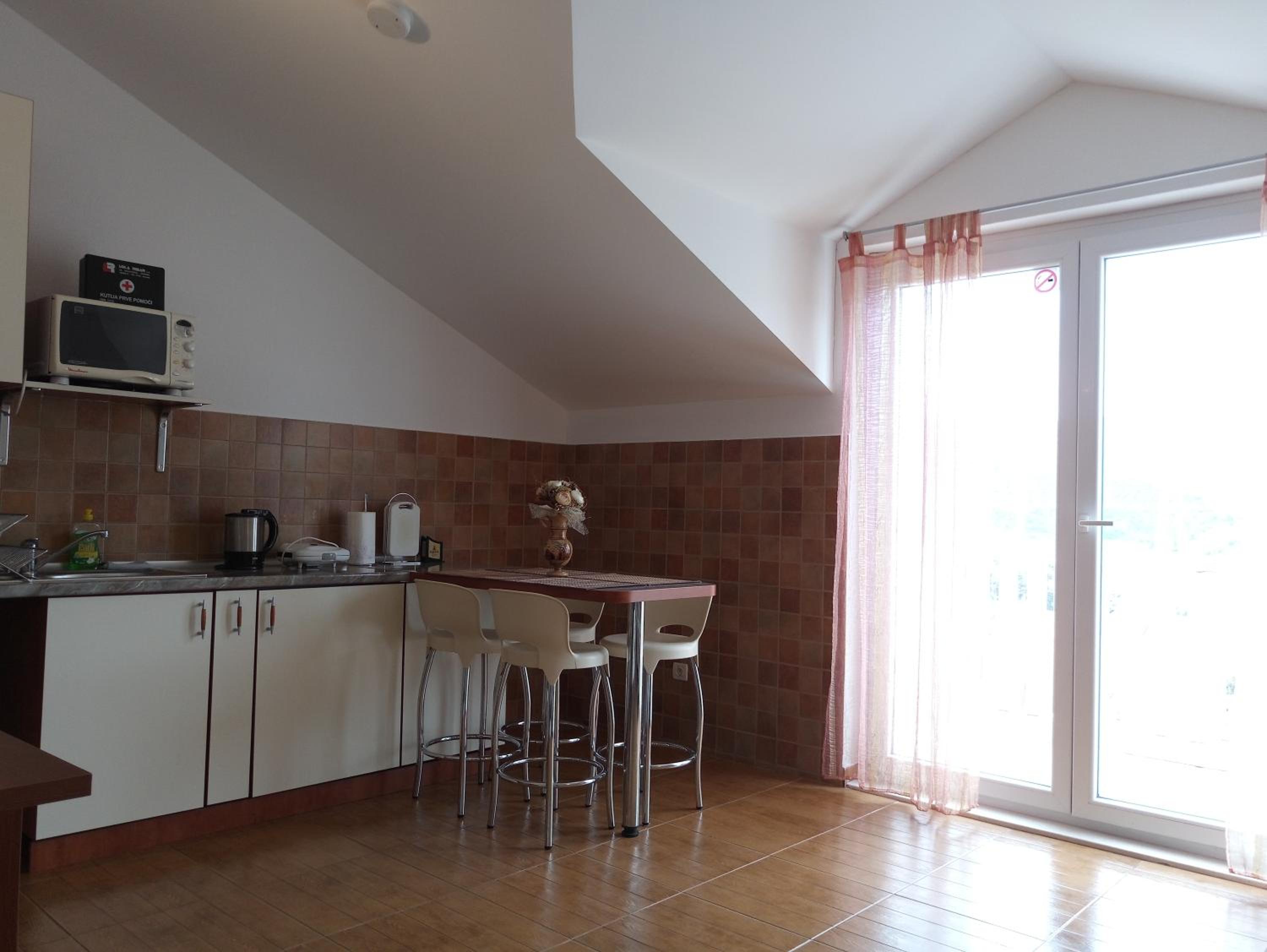 Adria Apartments and Rooms
