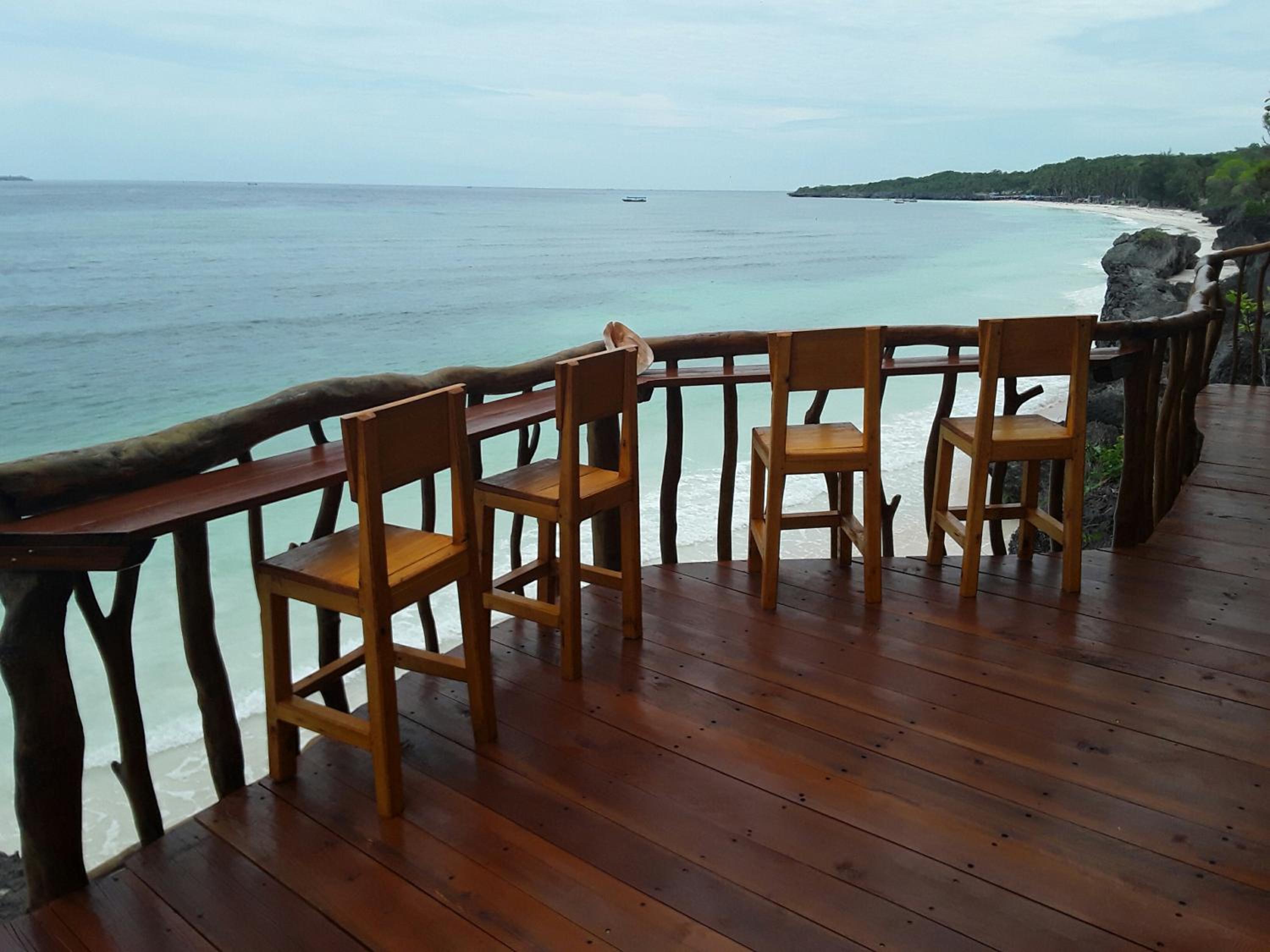Nini's Beach Bungalows view 5