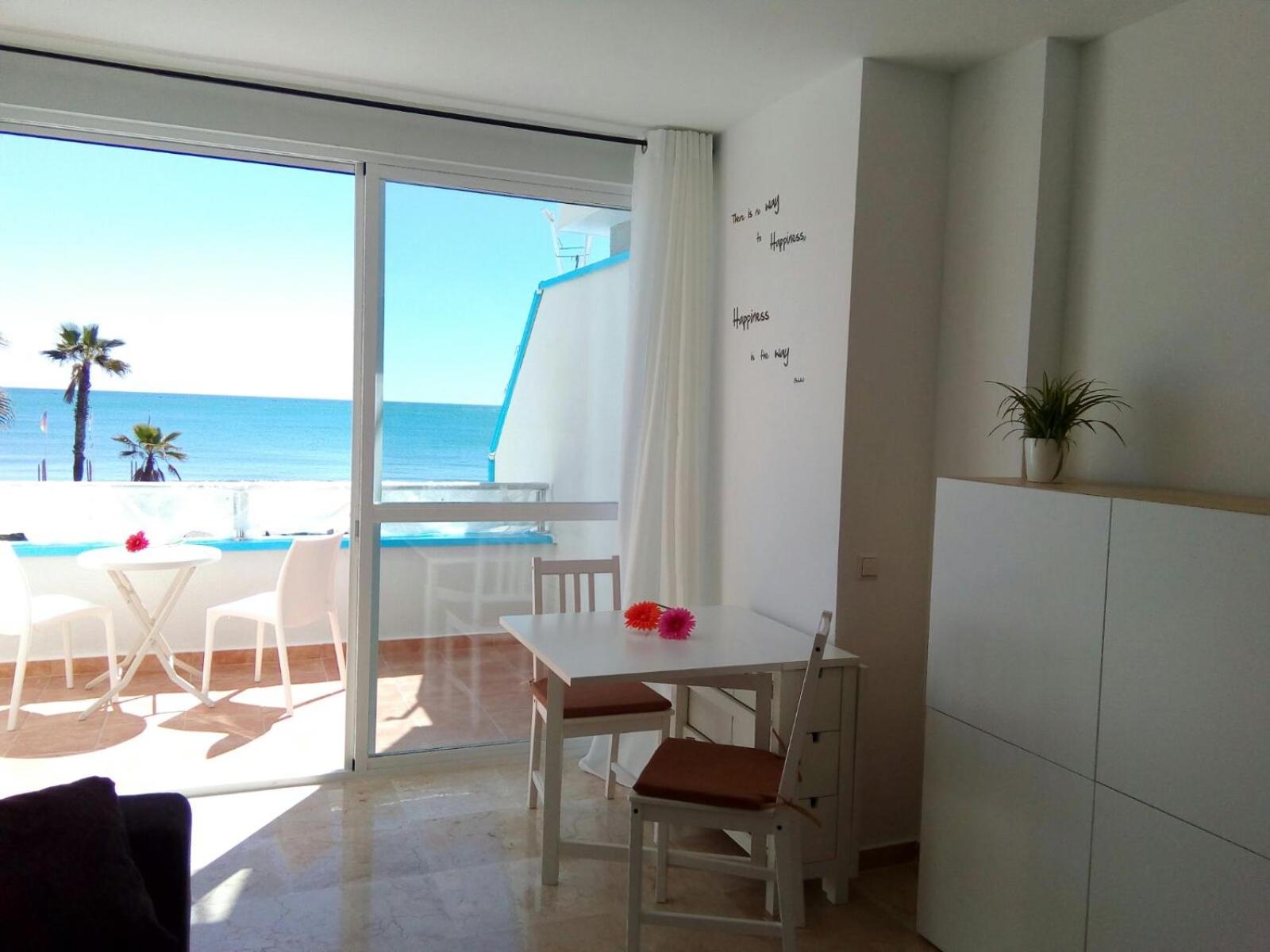 NUEVO Roca Chica, Primera Línea Playa,Torremolinos photo 2