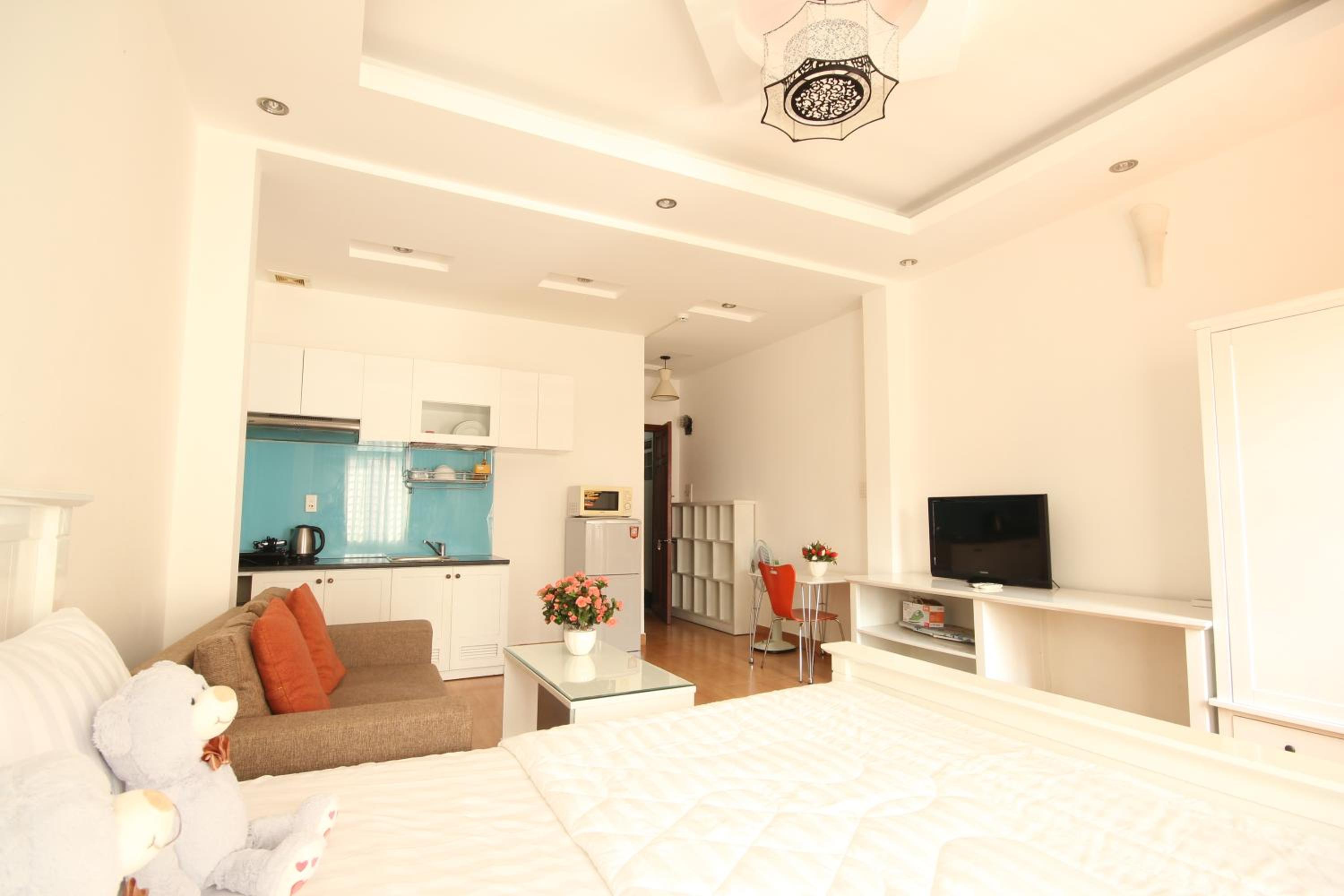Smiley Apartment 3