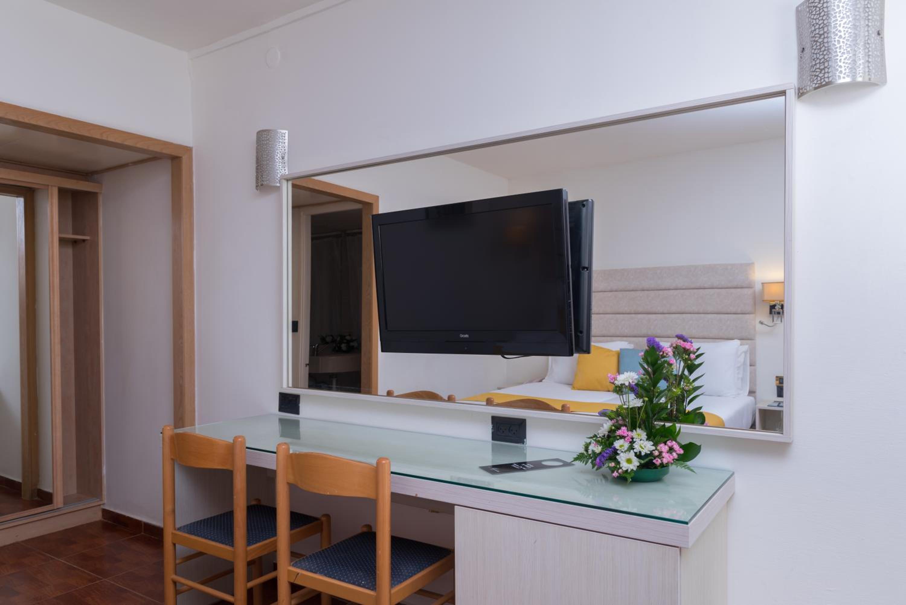 Americana Eilat Hotel - Image 5