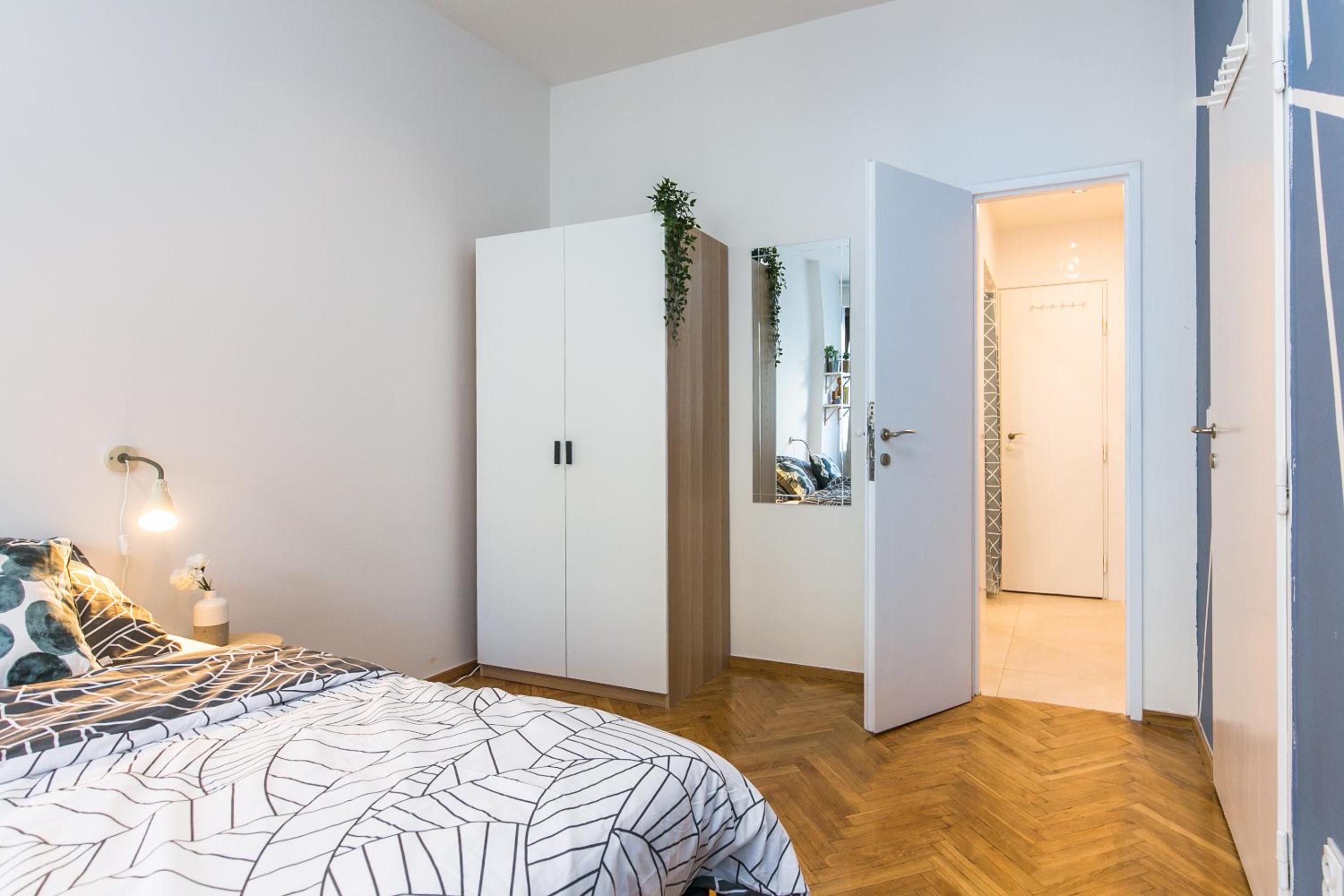 Apartments Stepanska 36