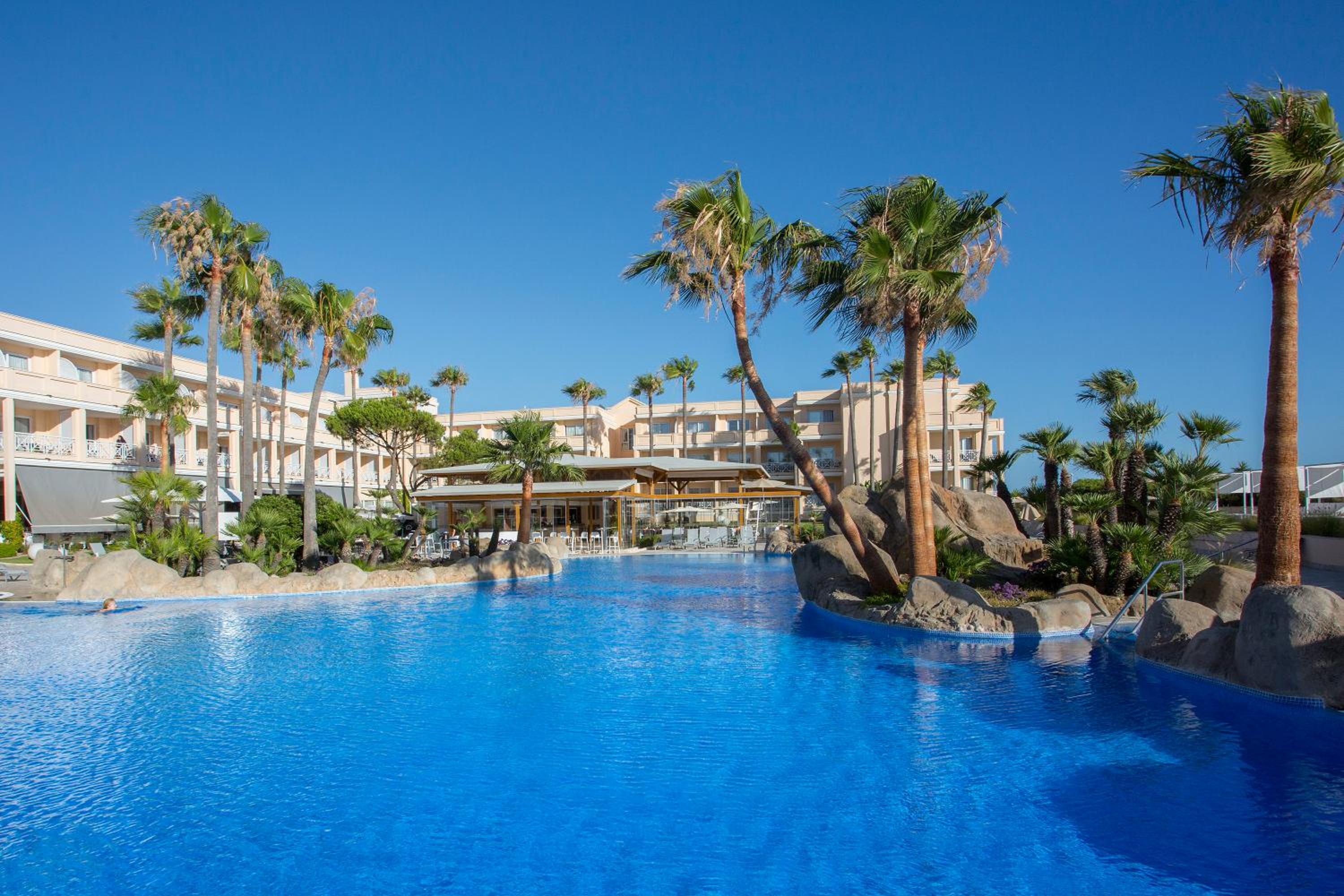 Hotel Hipotels Playa La Barrosa - Adults Only - Image 1