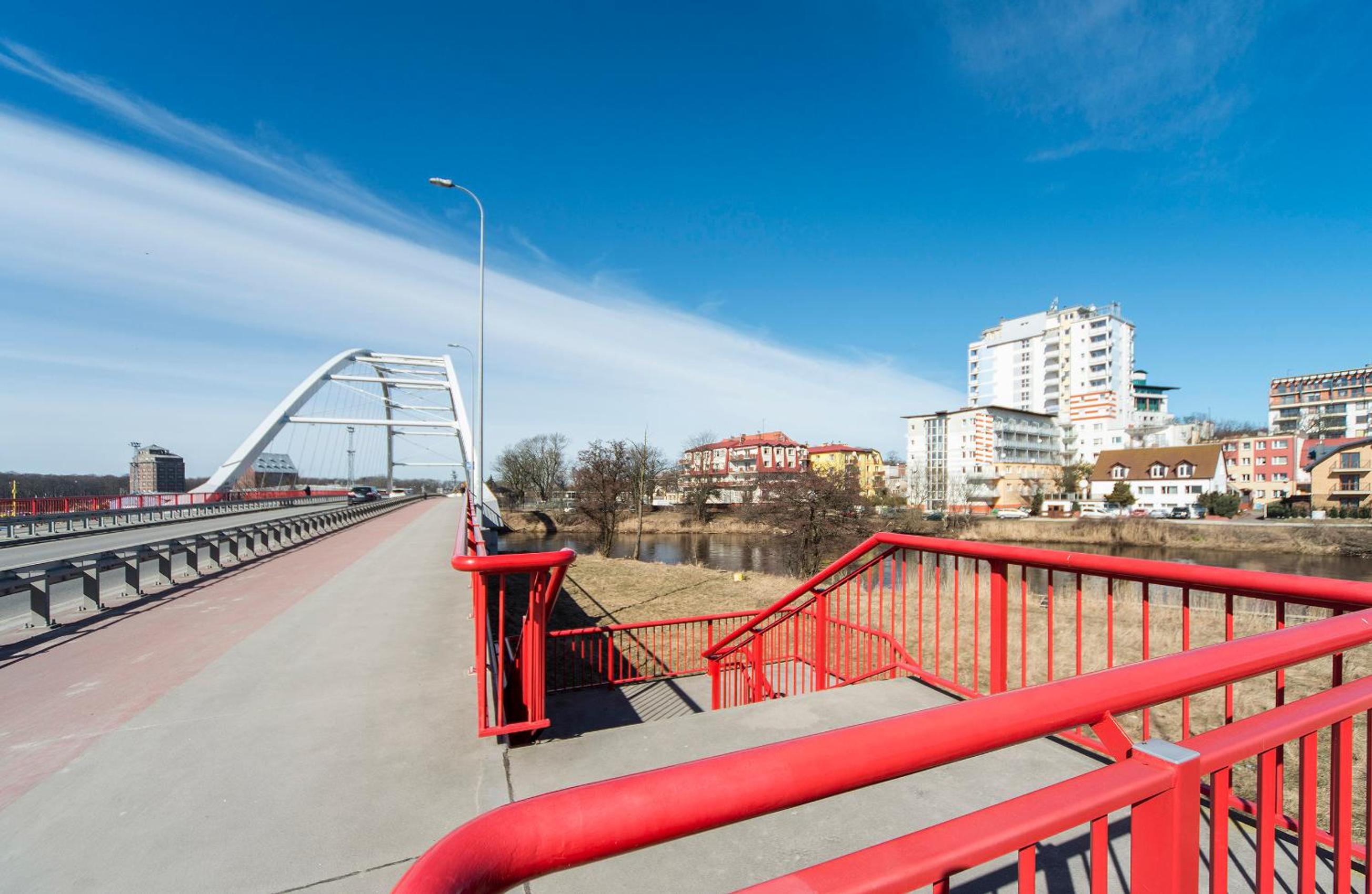 Jasnoszary Apartament Sun Seasons 24 w Kołobrzegu Blisko Morza by Noclegi Renters view 3