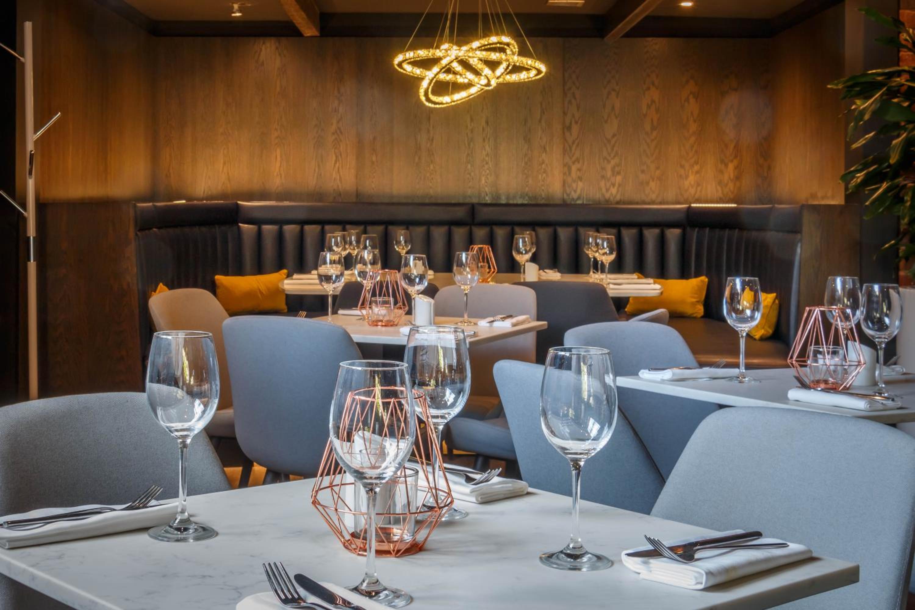 Velvet Hotel, Bar & Brasserie 12