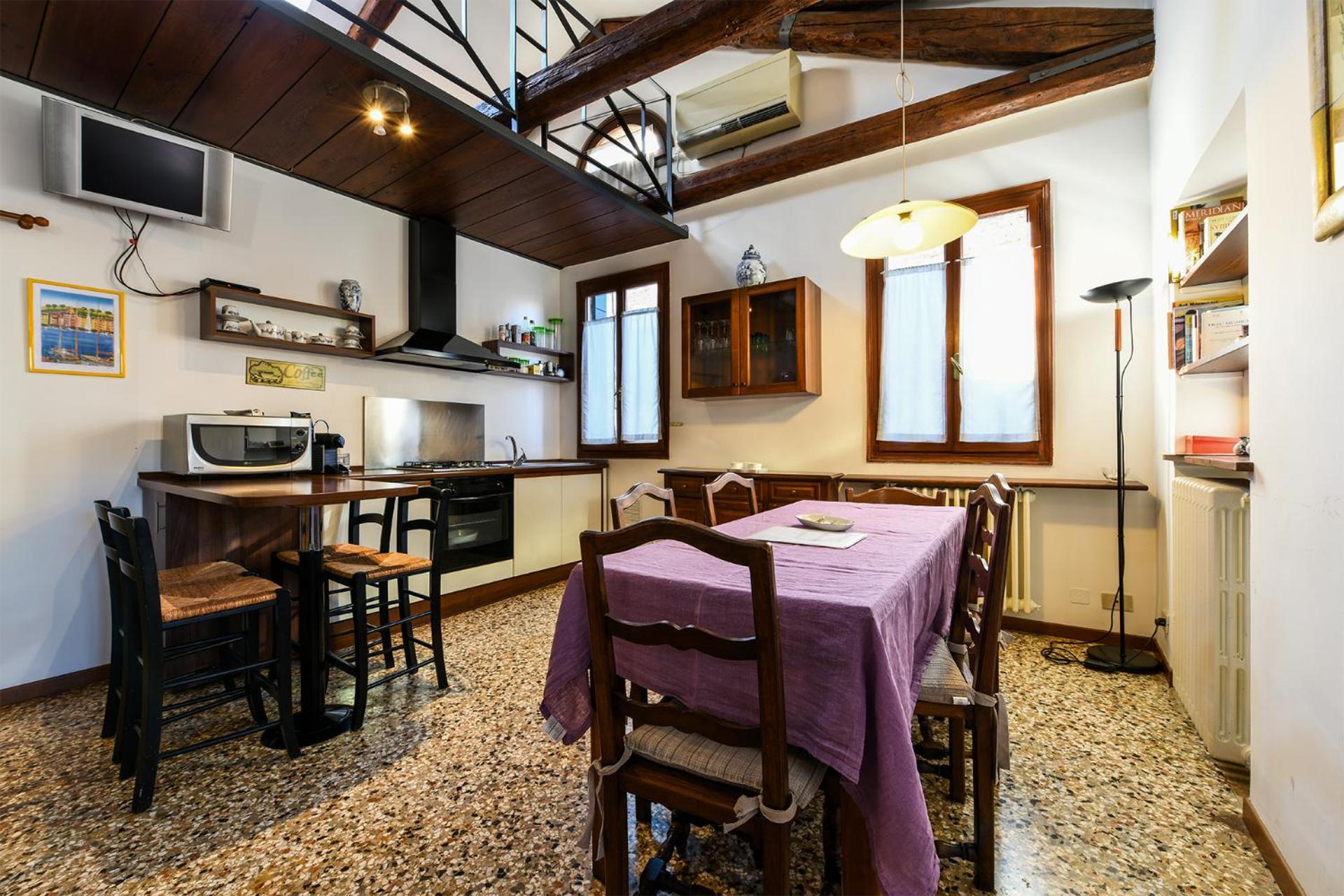 Rialto Apartment en Venice — kitchen